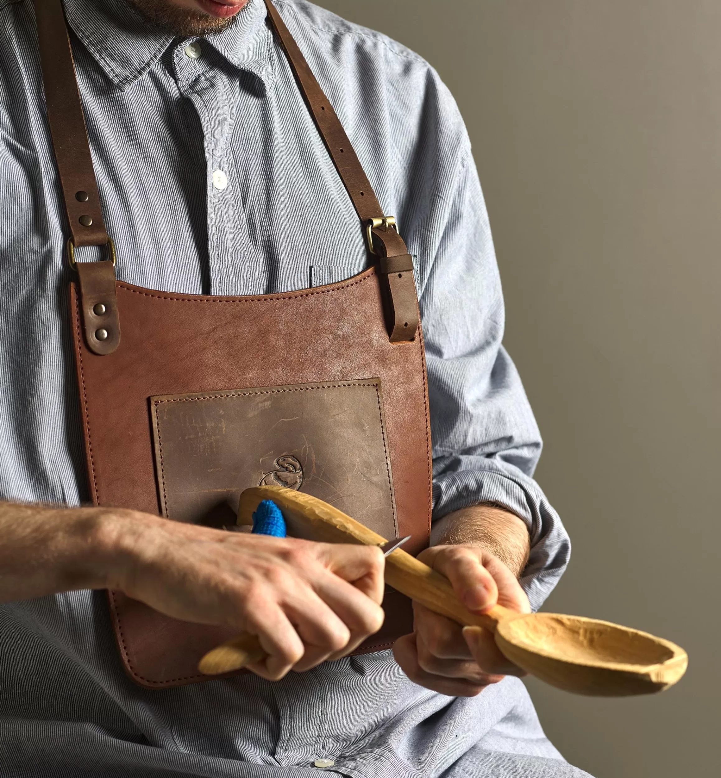 Lee Valley BeaverCraft Carver's Leather Chest Apron