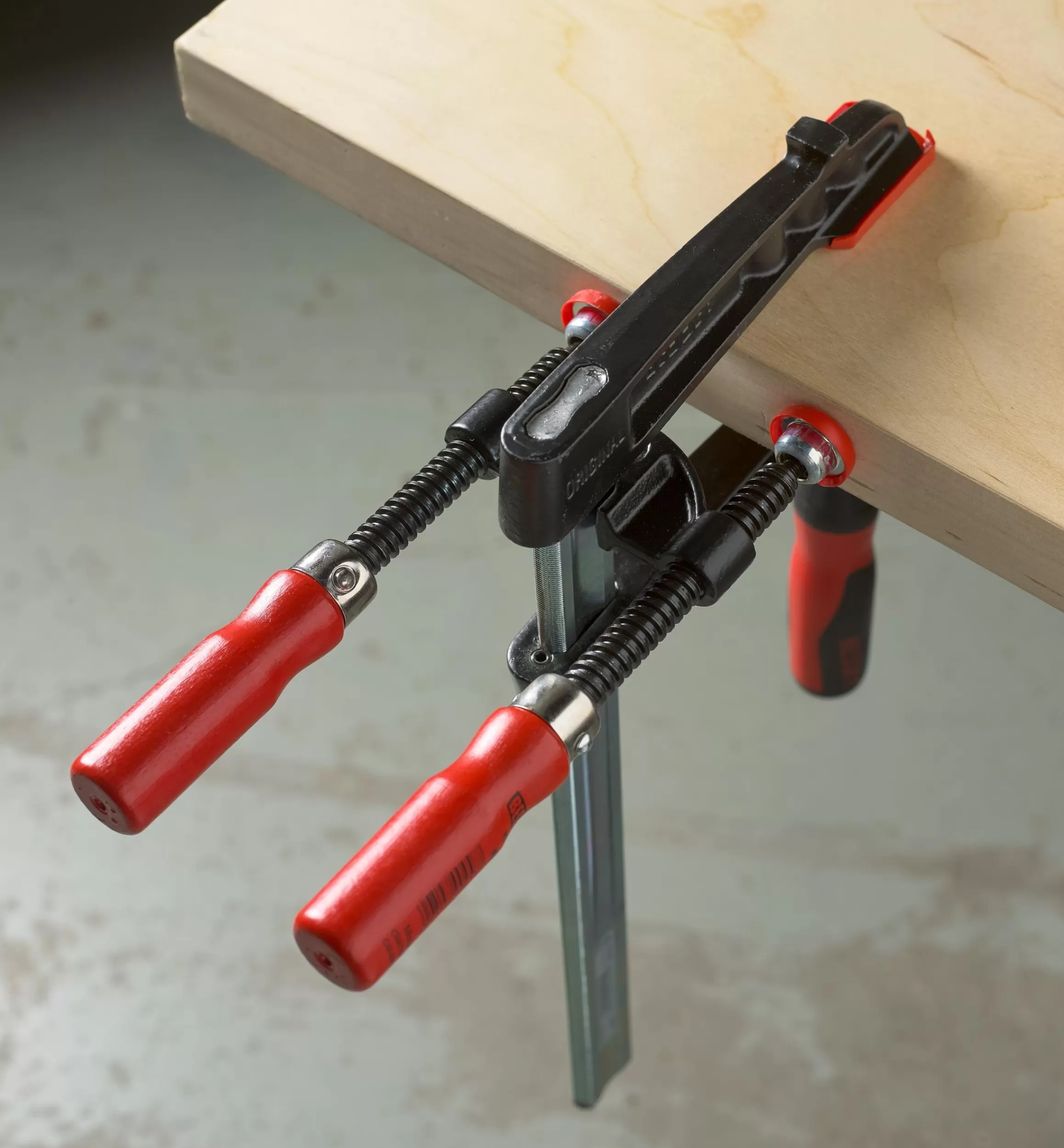 Lee Valley Bessey Dual-Spindle Edge Clamp