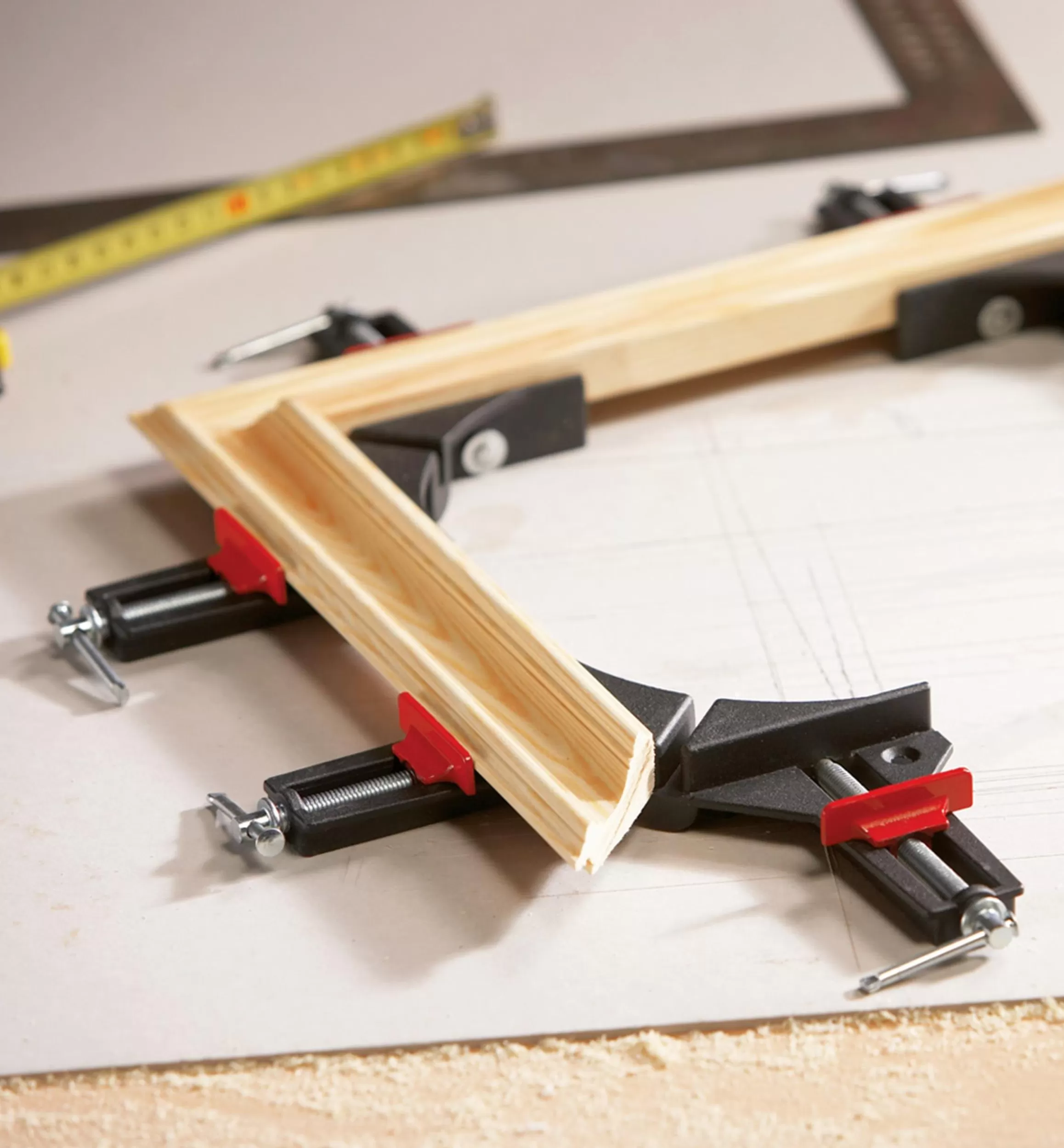 Lee Valley Bessey Light-Duty Corner Clamp