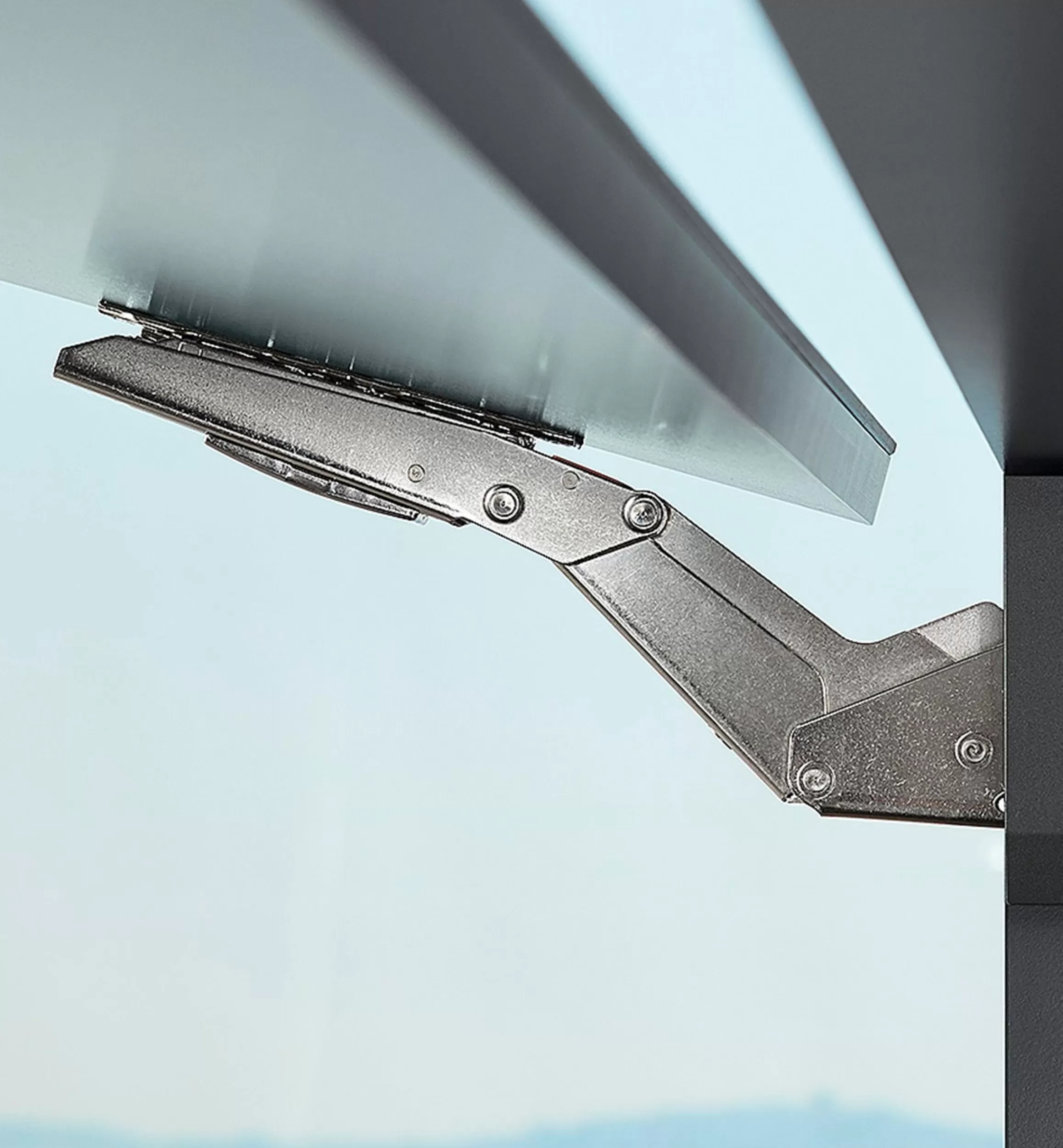 Lee Valley Blum AVENTOS HK-Top Soft-Close Lift System