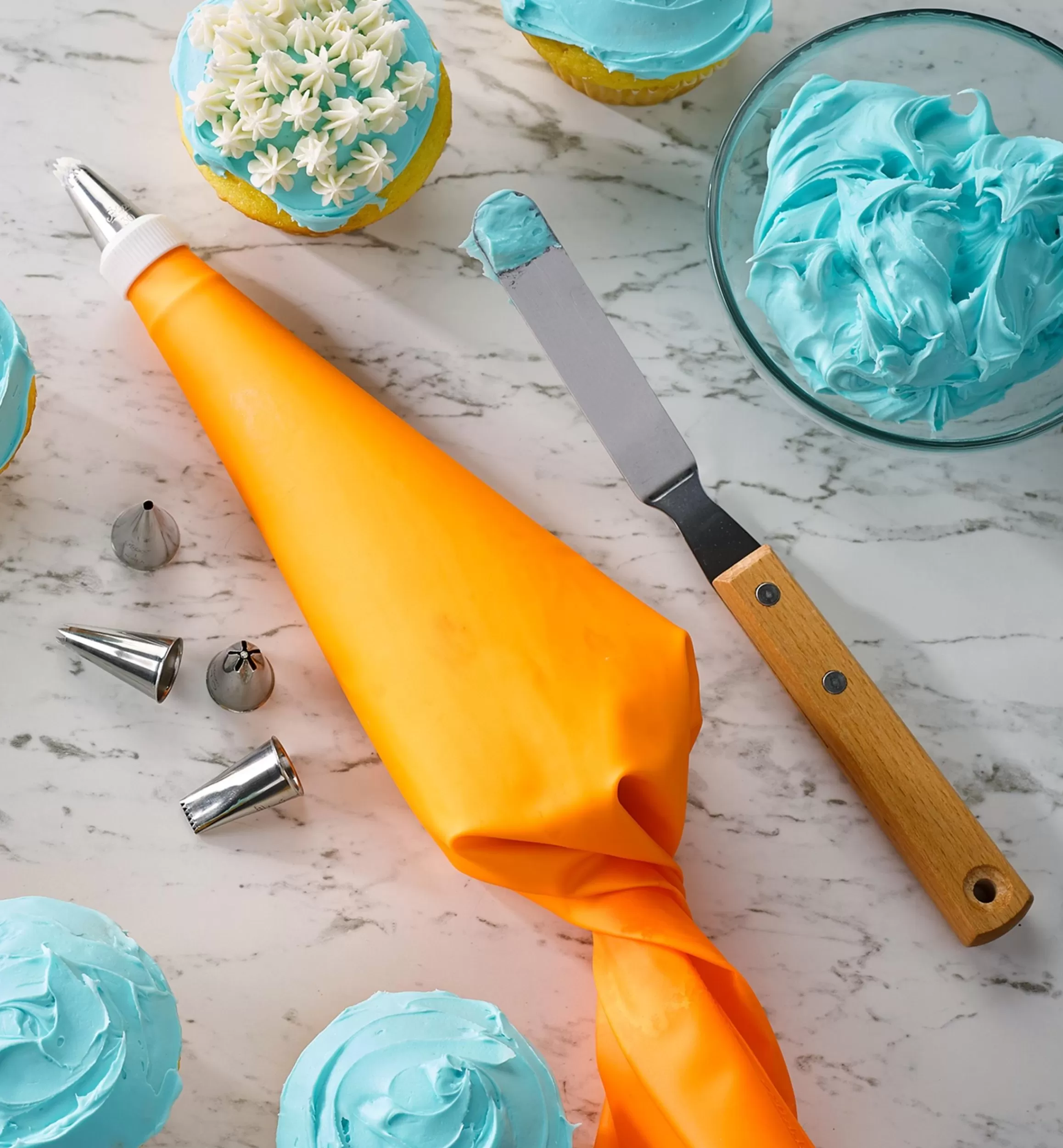 Lee Valley Cake Decorating Set