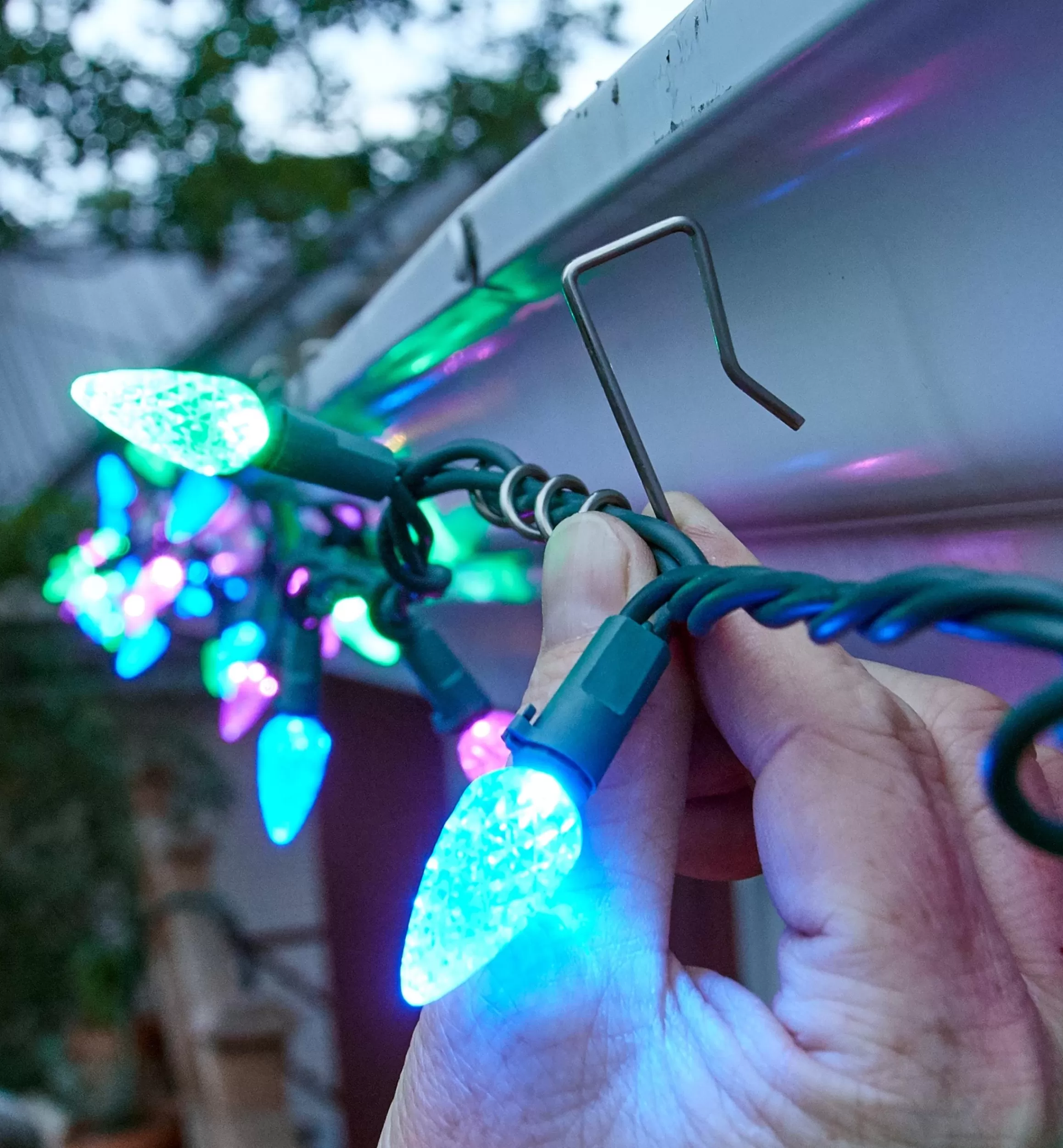Lee Valley Christmas Light Hangers