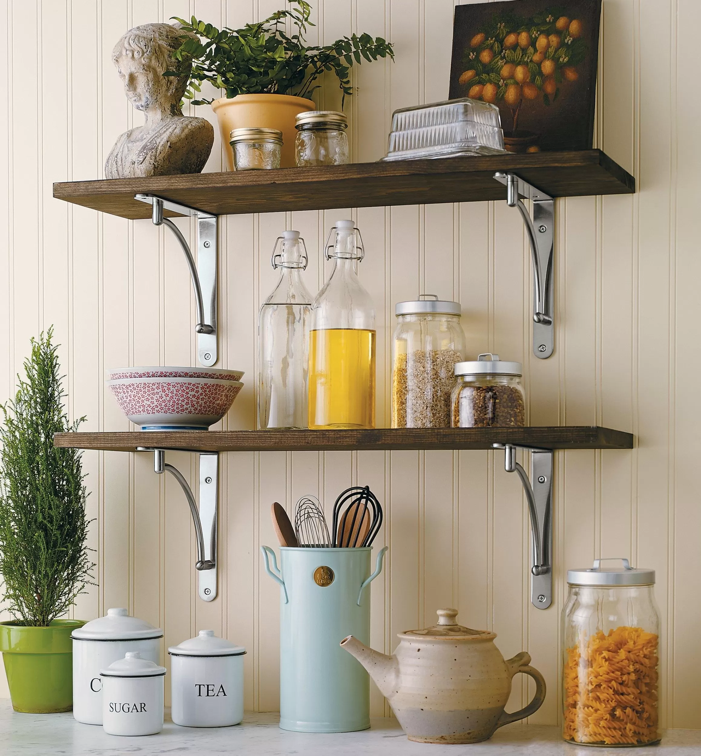 Lee Valley Concave Steel Shelf Bracket