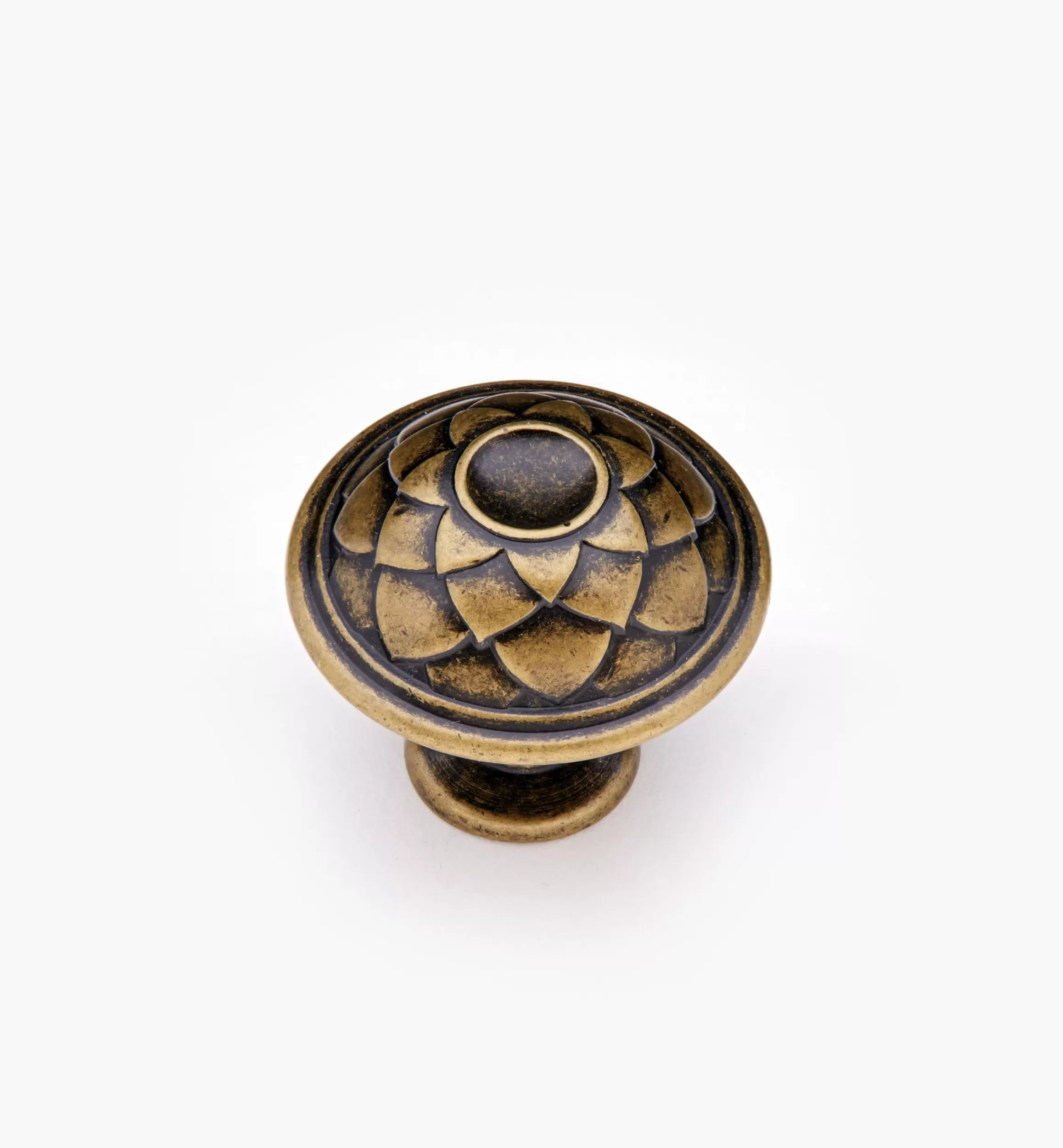 Lee Valley Decorative Leaf Knob
