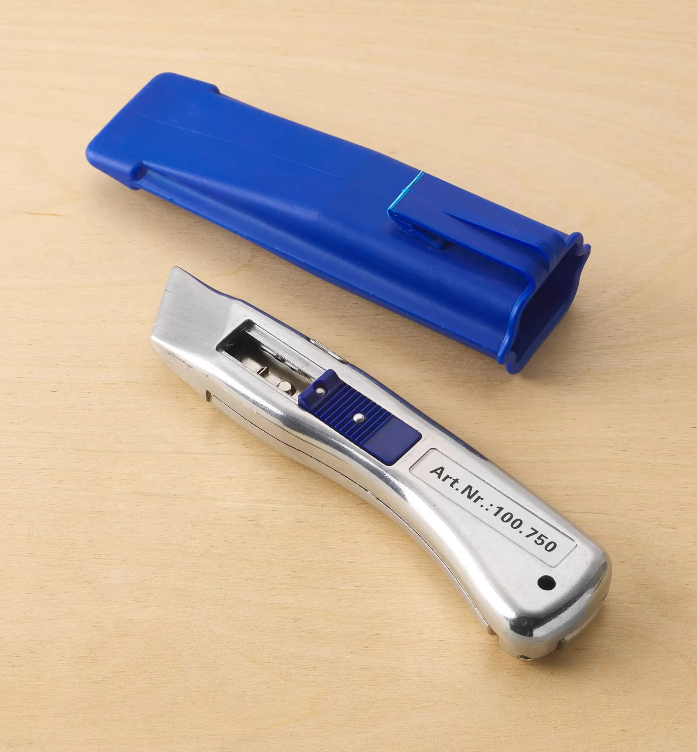Lee Valley Delphin 2013 Retractable Knife With Holster