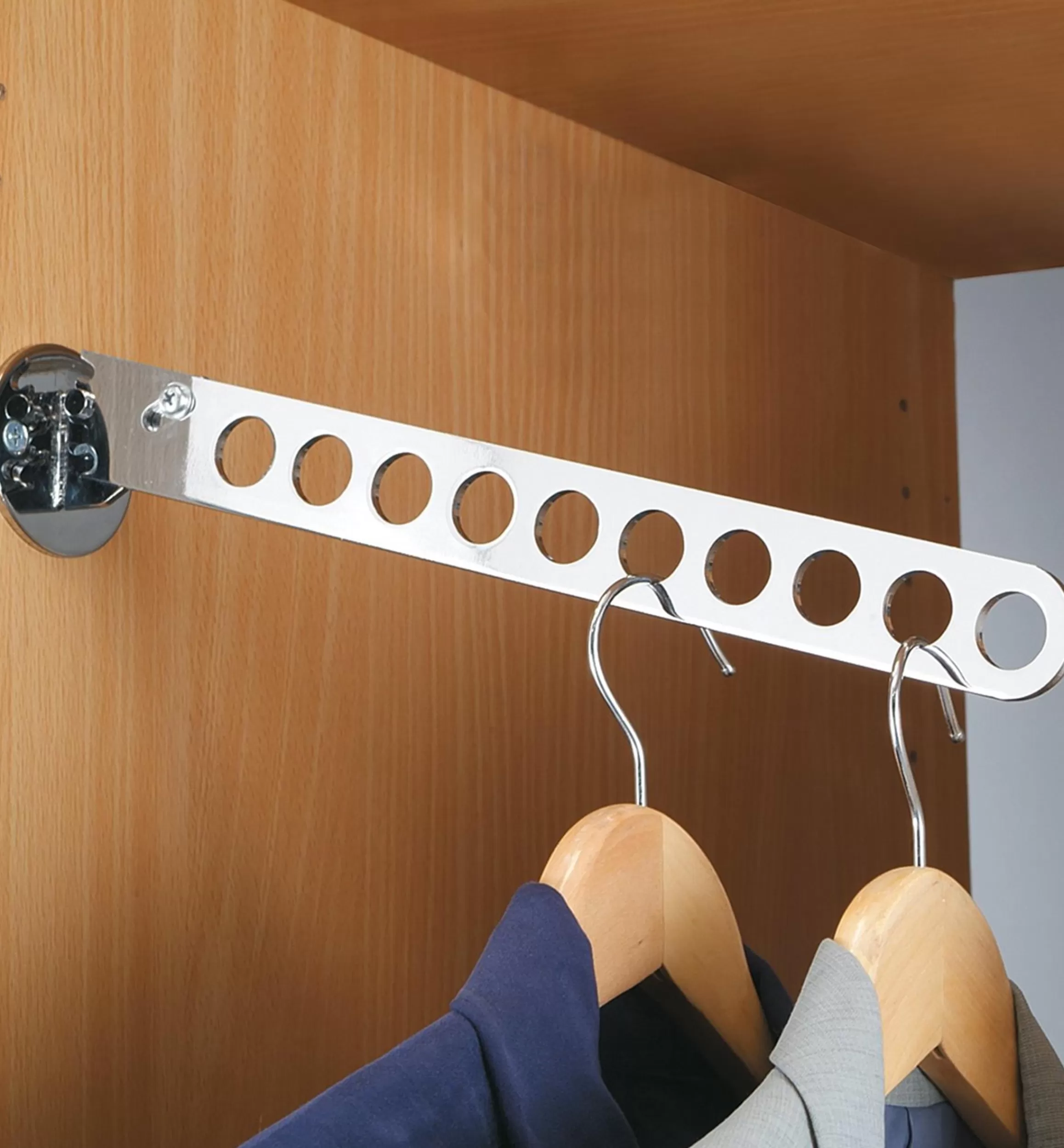 Lee Valley Folding Hanger Rack