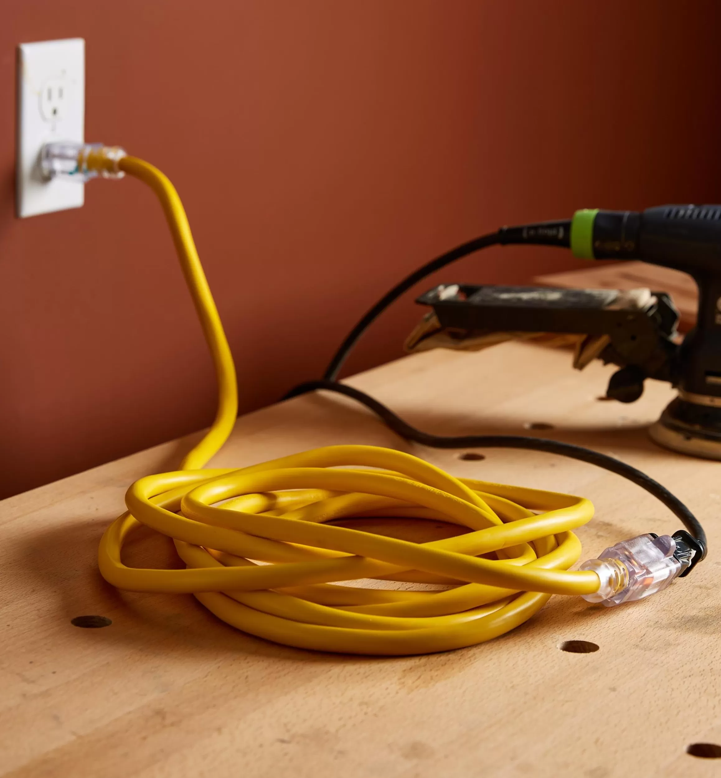 Lee Valley 15' Heavy-Duty 12 Gauge Extension Cord