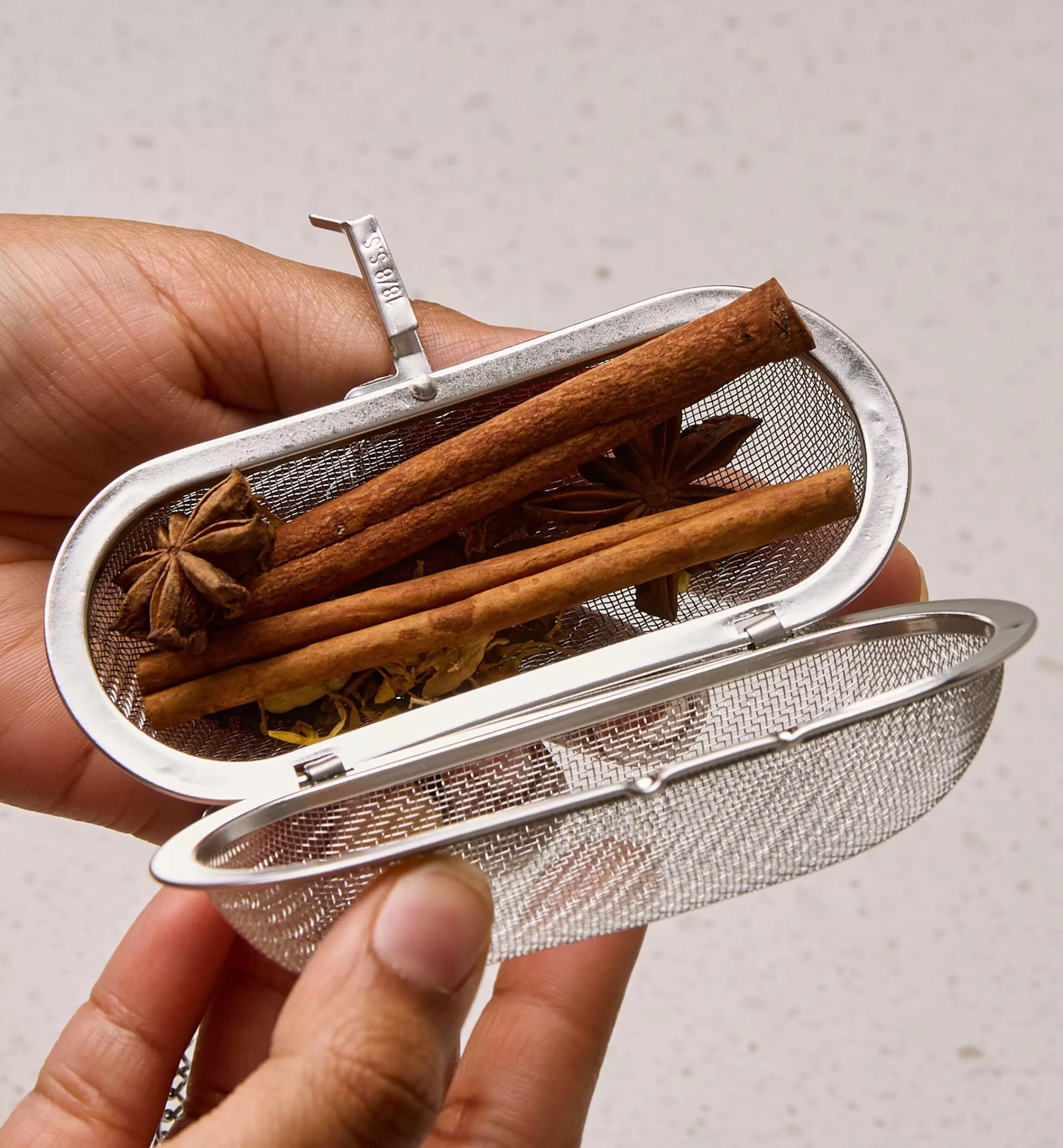 Lee Valley Herb & Spice Infuser