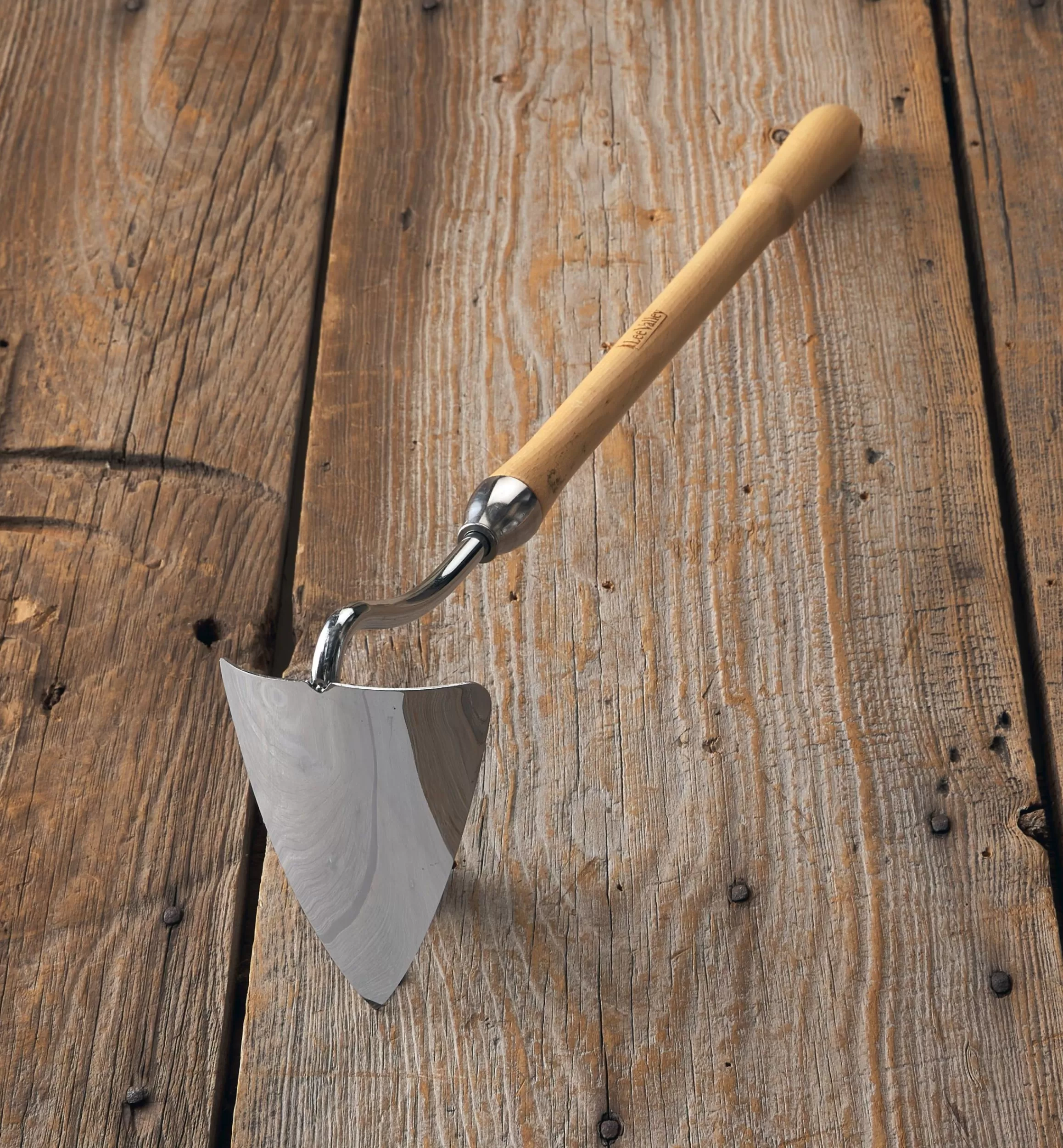 Lee Valley Mid-Length Trenching Hoe
