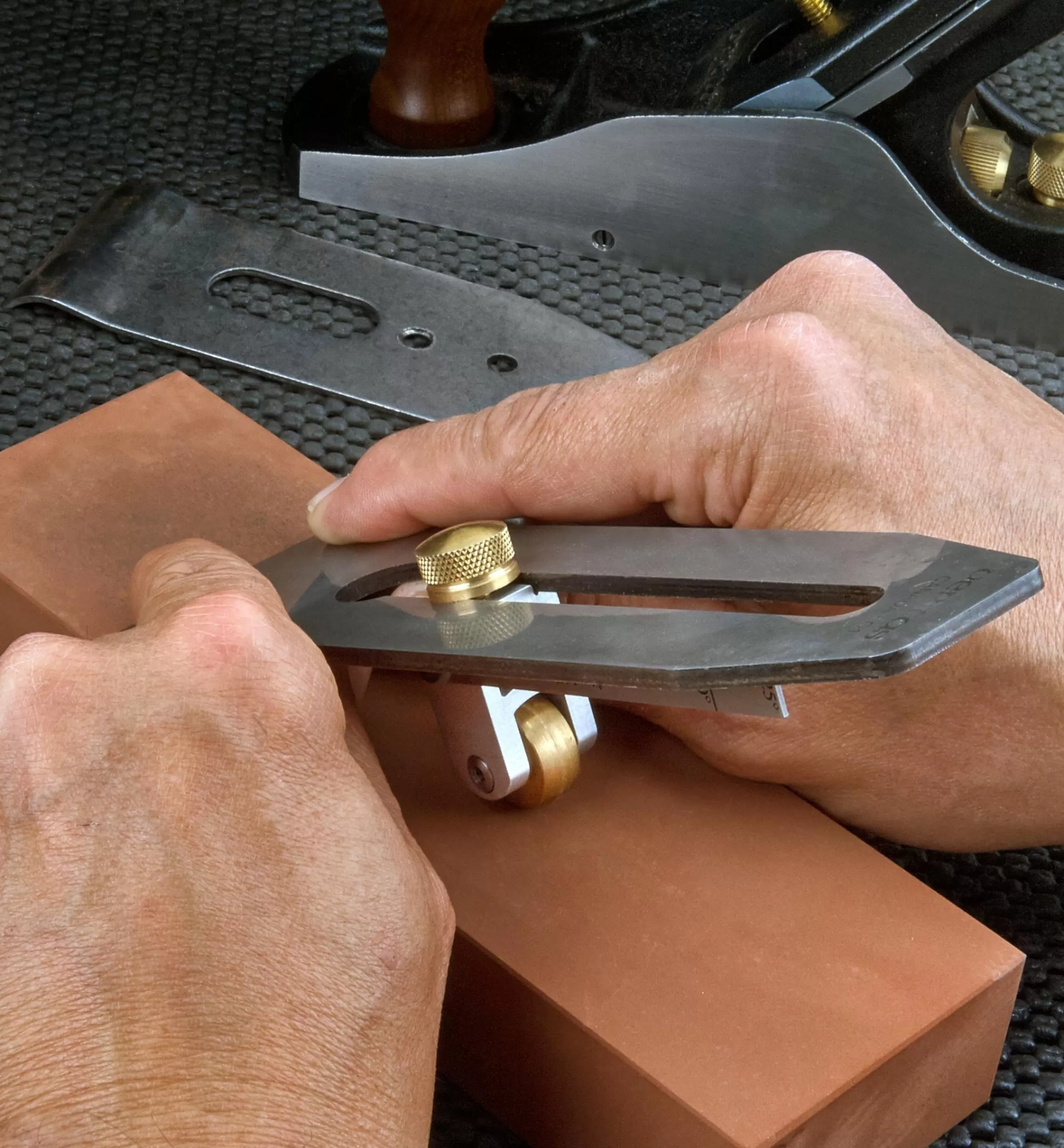 Lee Valley Replica Honing Guide