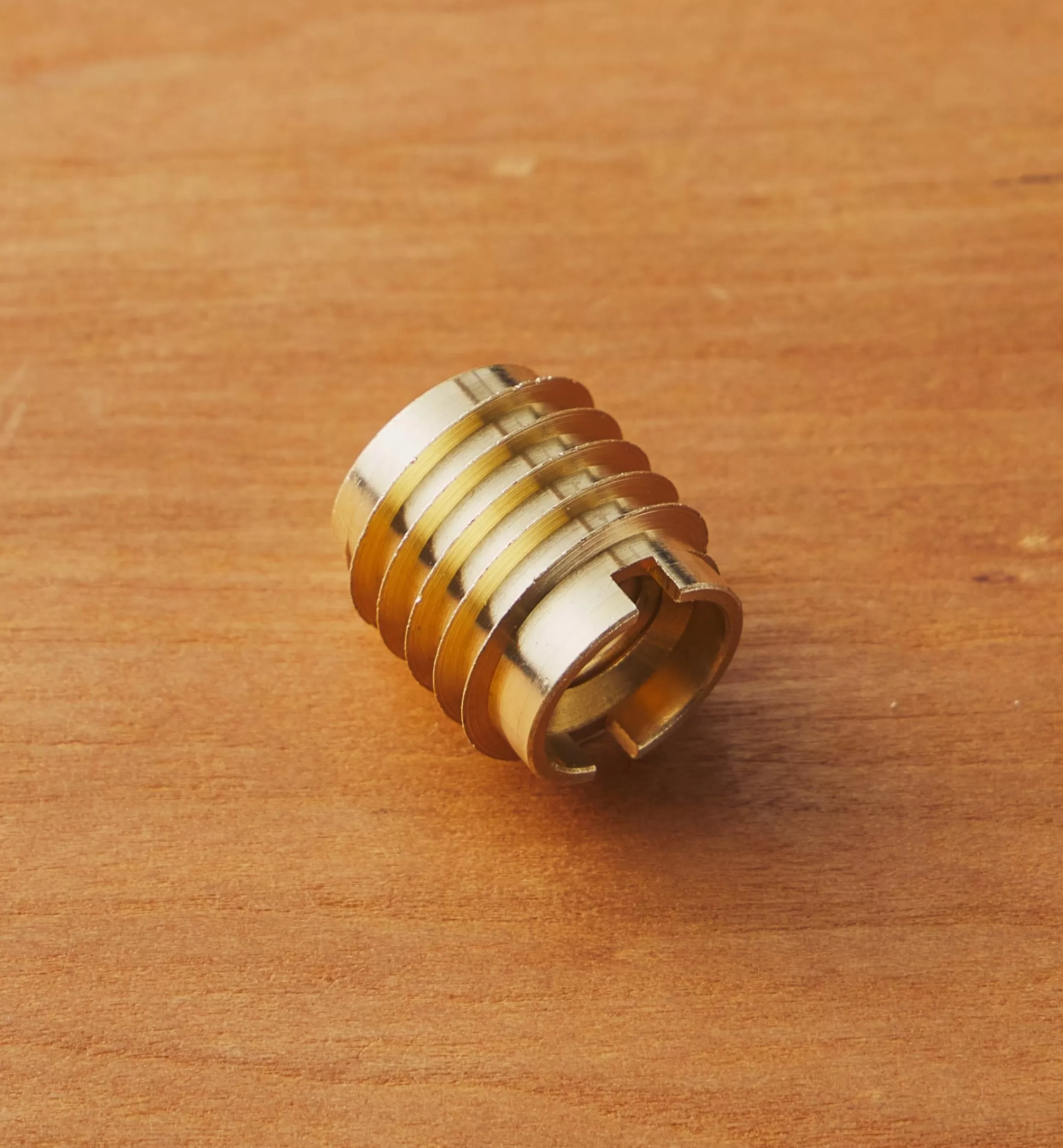 Lee Valley M8-1.25 Brass Knife-Edge Insert Nut