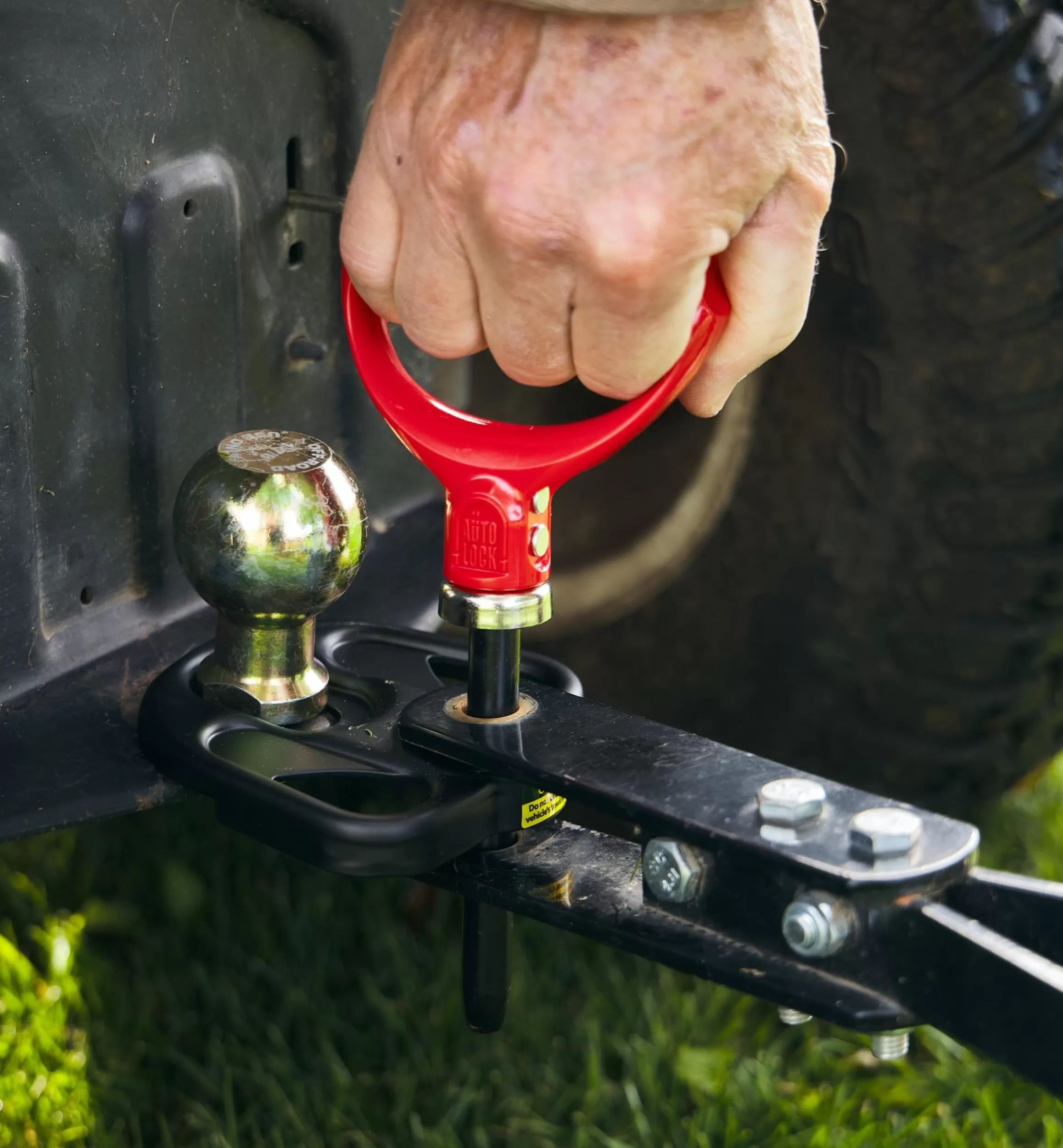 Lee Valley Magnetic Hitch Pin