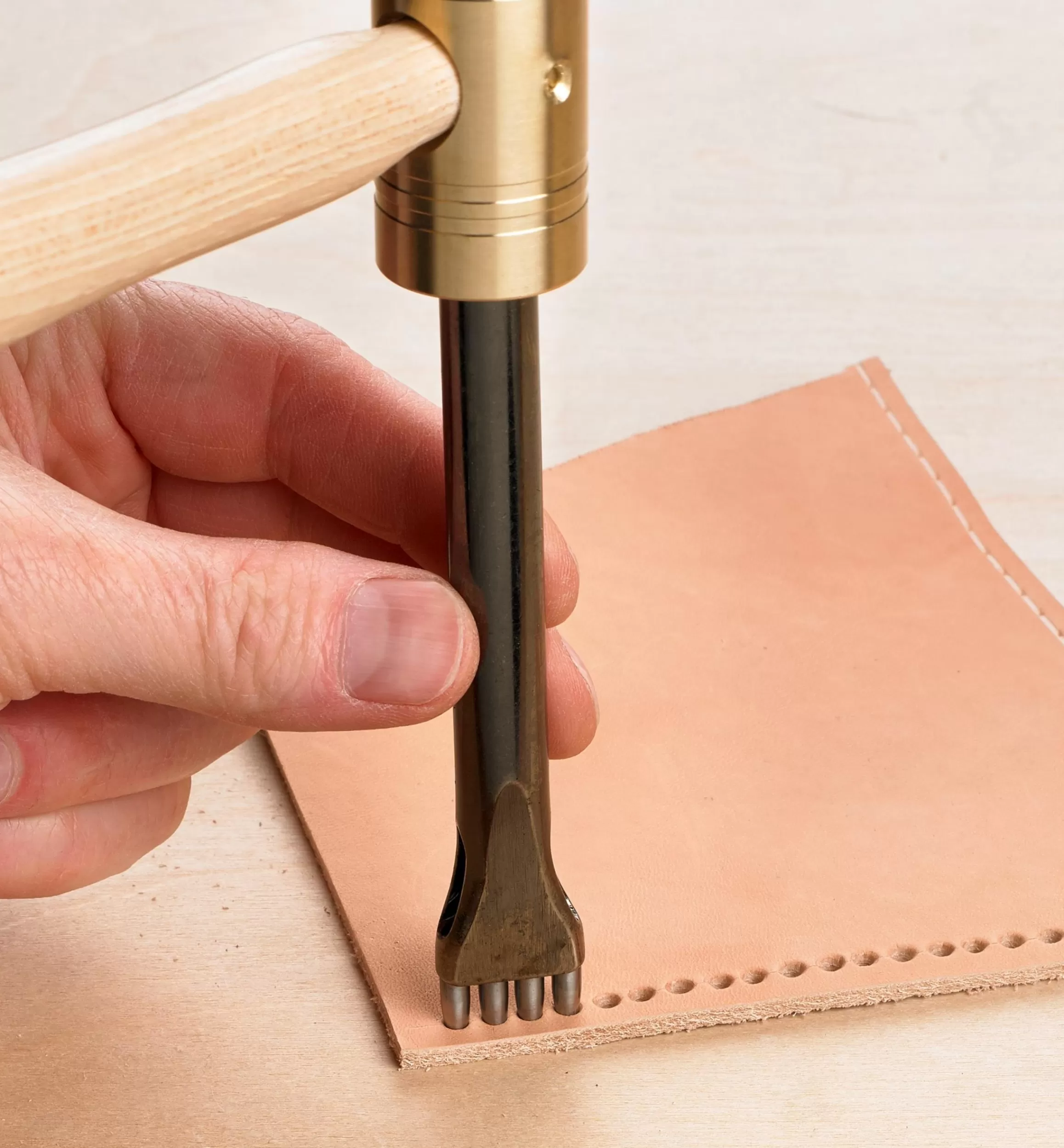 Lee Valley Multi-Hole Punch For Leather Lacing