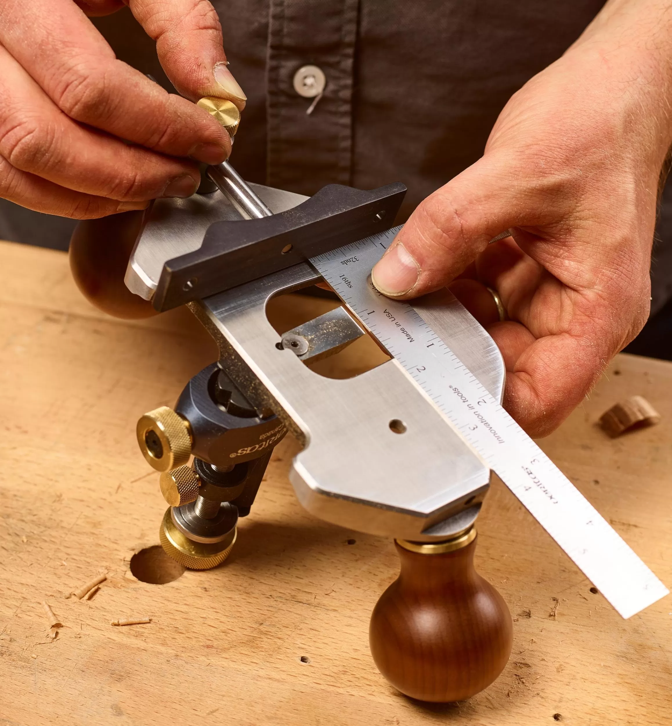 Lee Valley Optional Fence For Veritas Large Router Plane