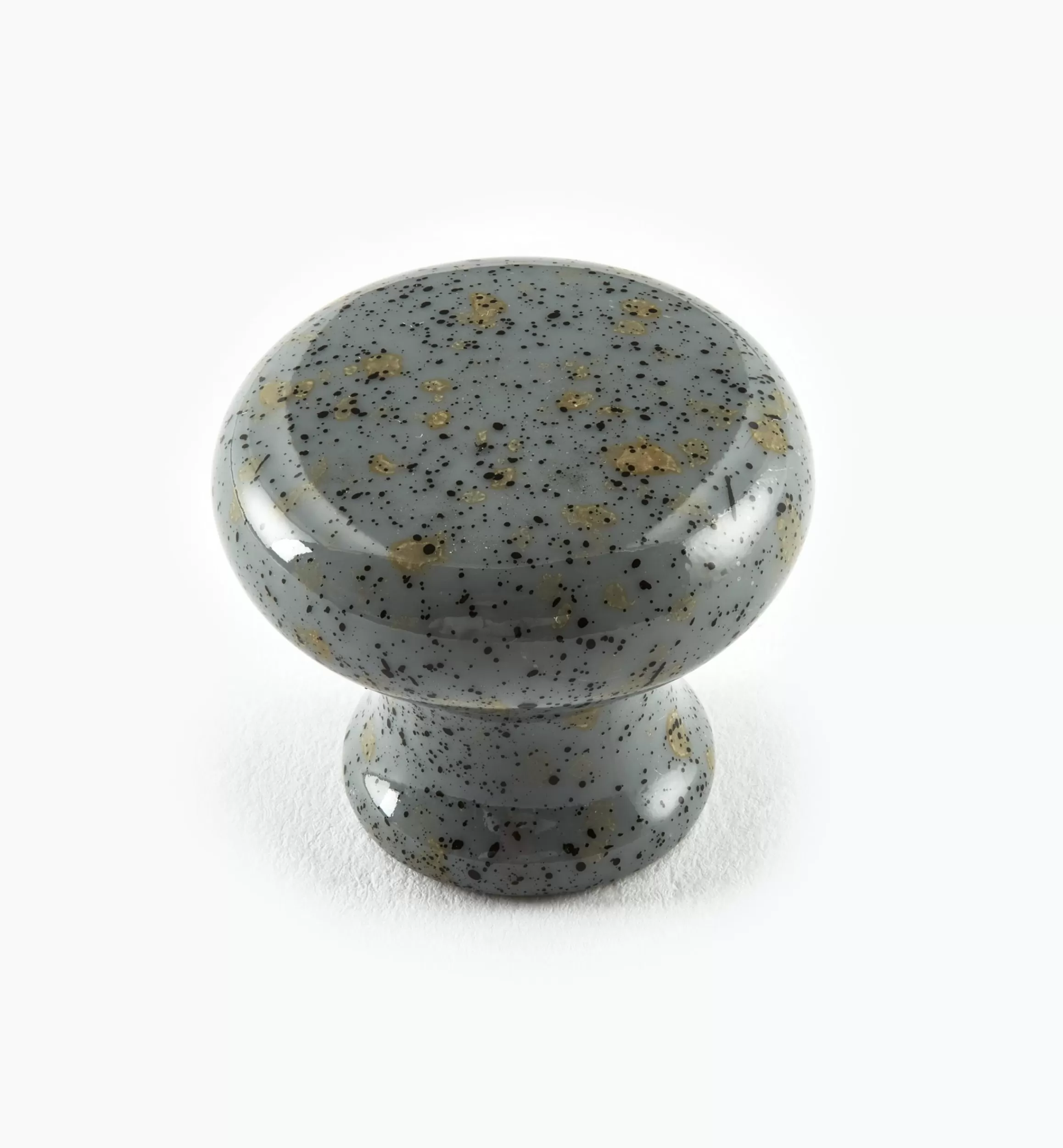 Lee Valley Plastic Classic Knobs