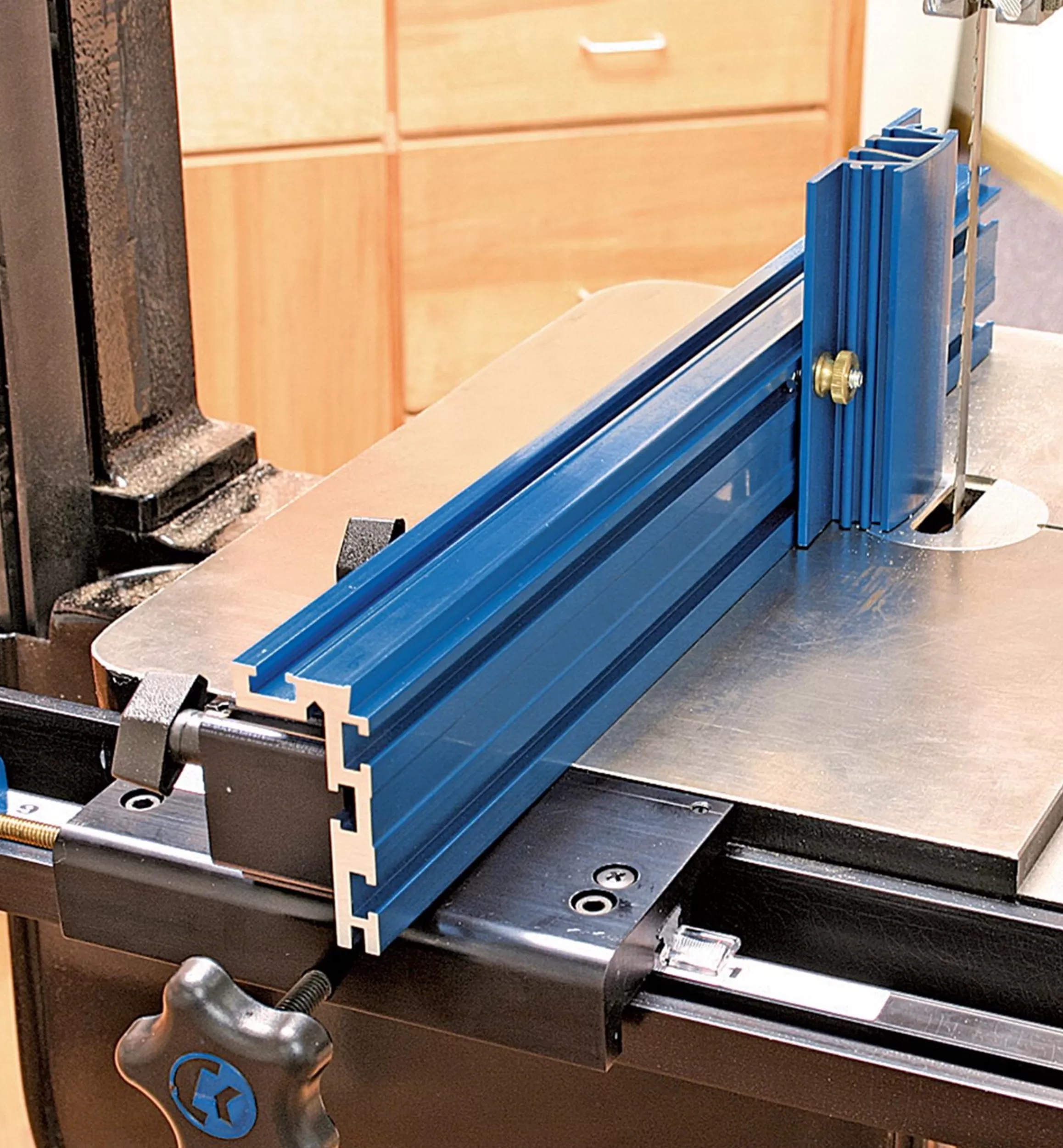 Lee Valley 4 1/2" Resaw Guide For Kreg Precision Bandsaw Fence