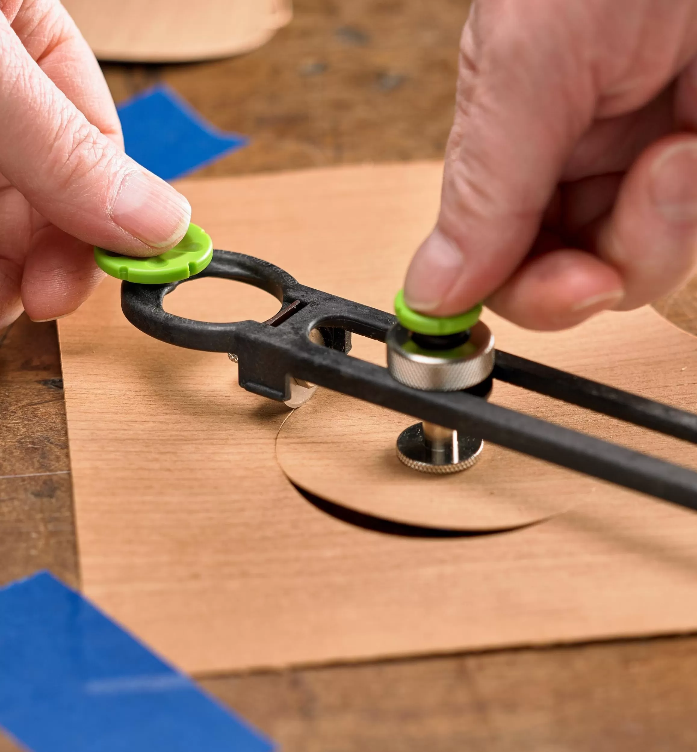 Lee Valley Rotary Circle Cutter