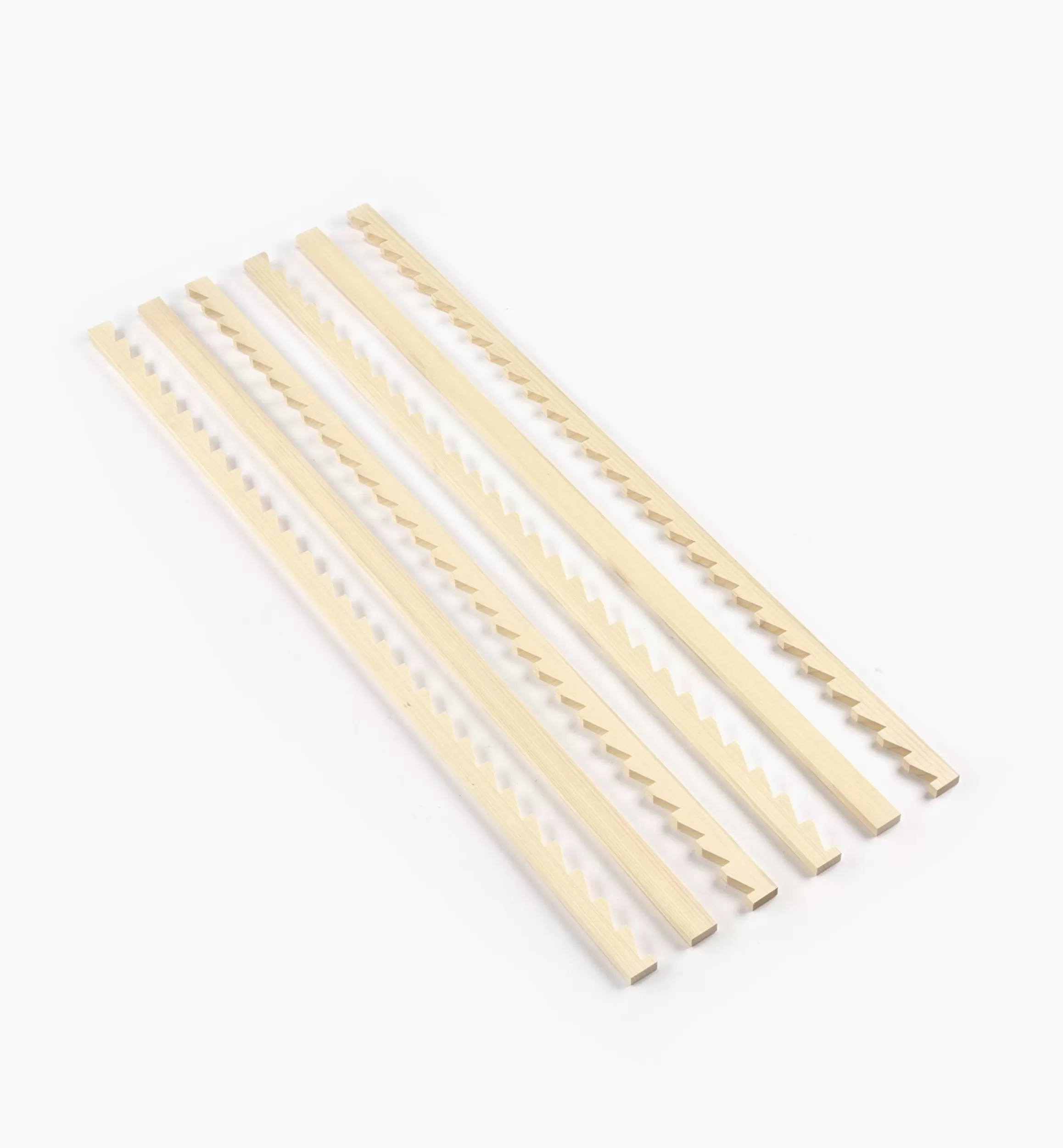 Lee Valley Sawtooth Shelf System