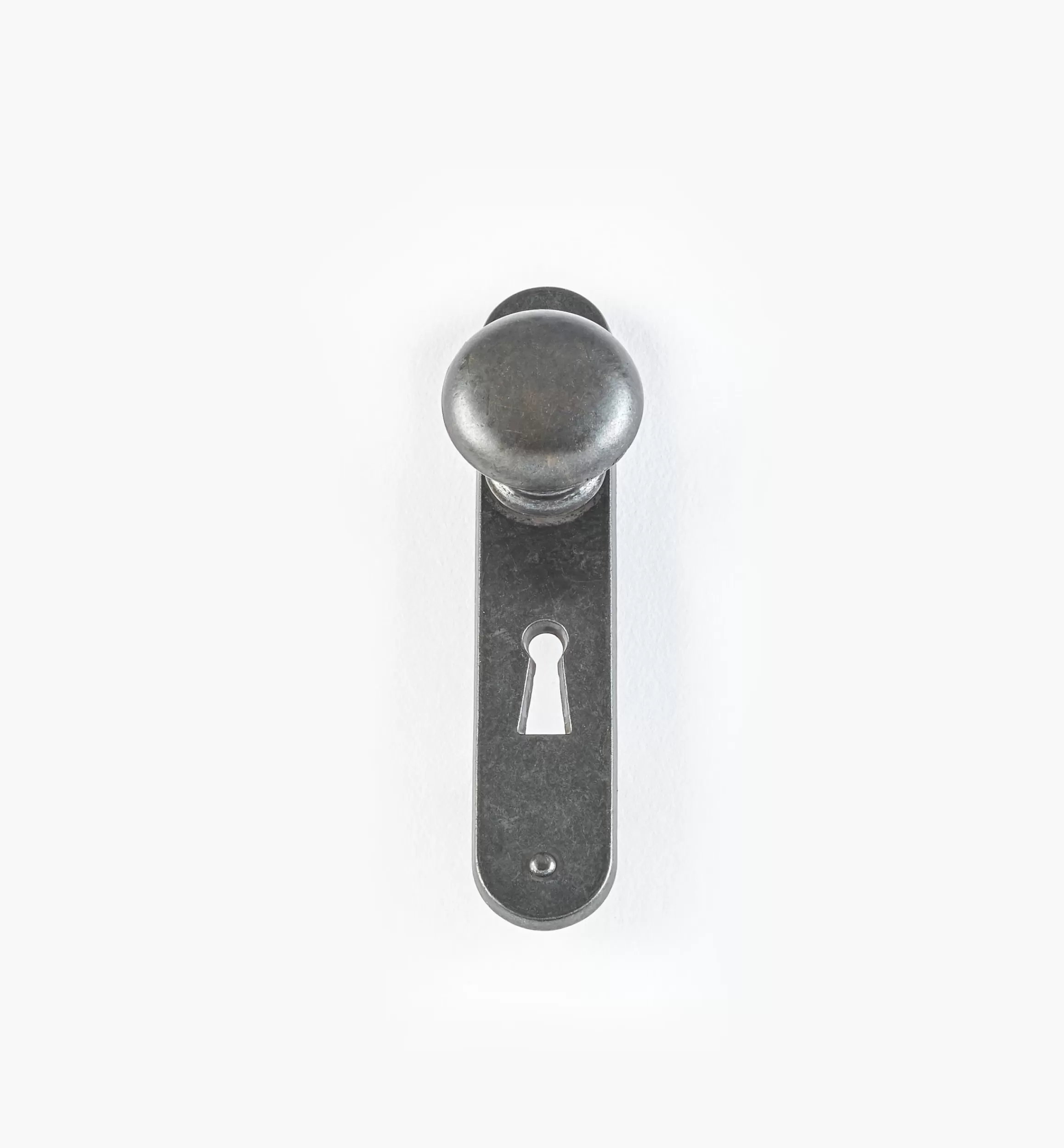 Lee Valley Simple Plate Escutcheon Pull