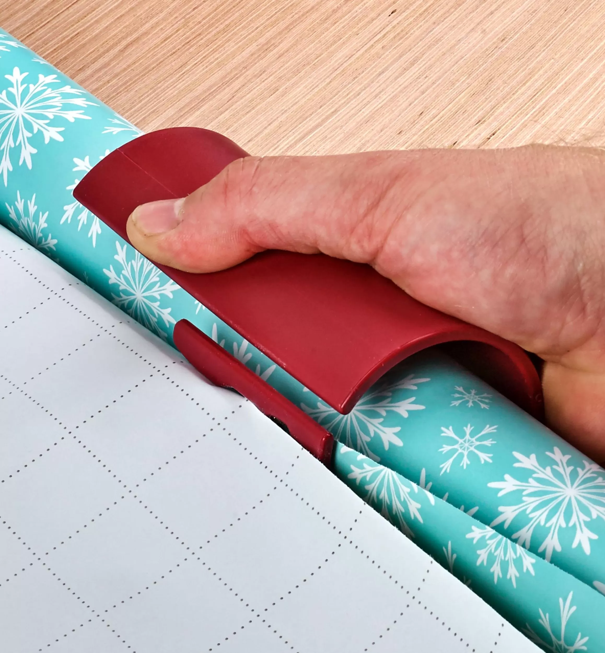 Lee Valley Sliding Gift-Wrap Cutter
