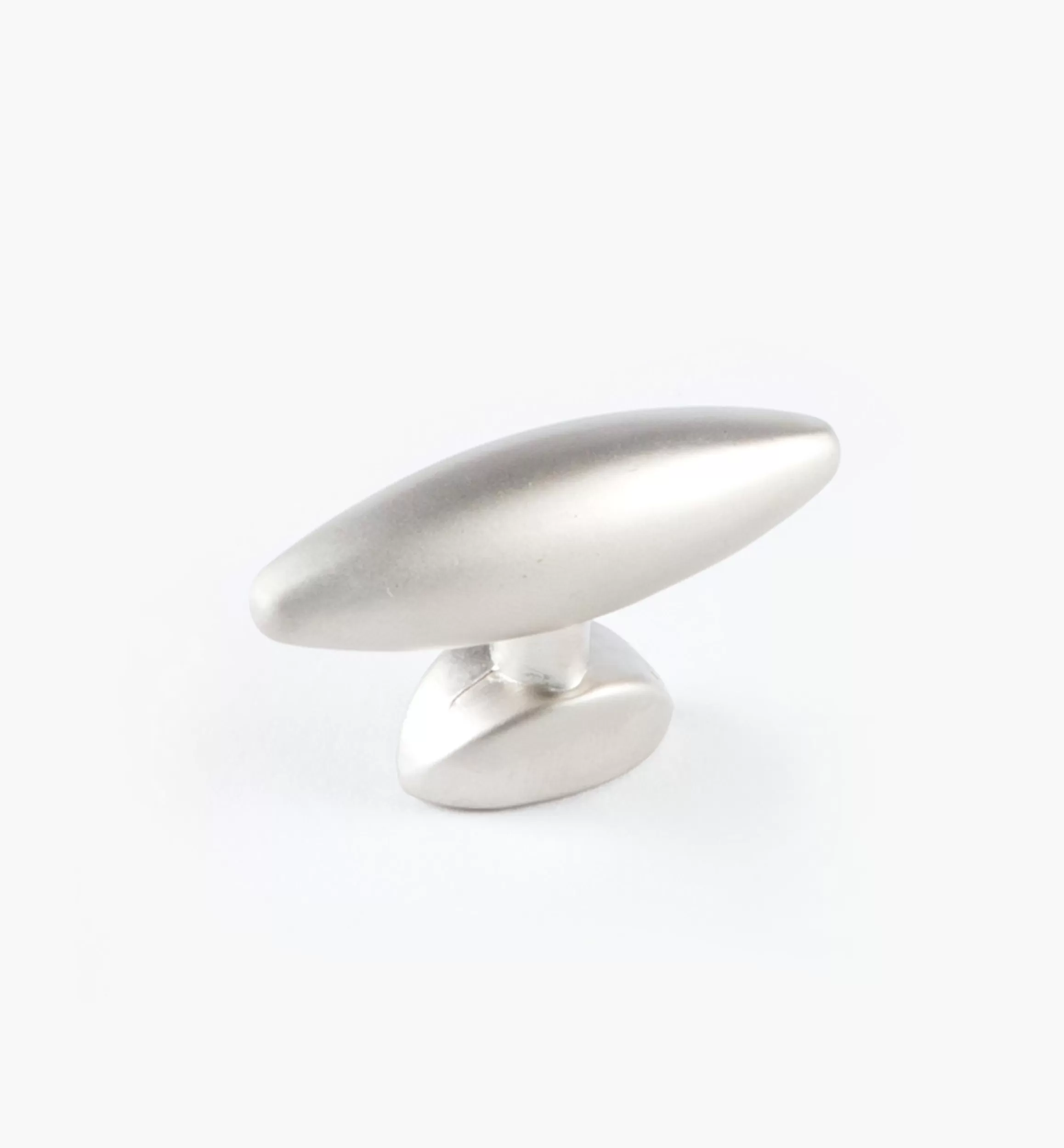 Lee Valley Small Pearl Oval Nickel Knob