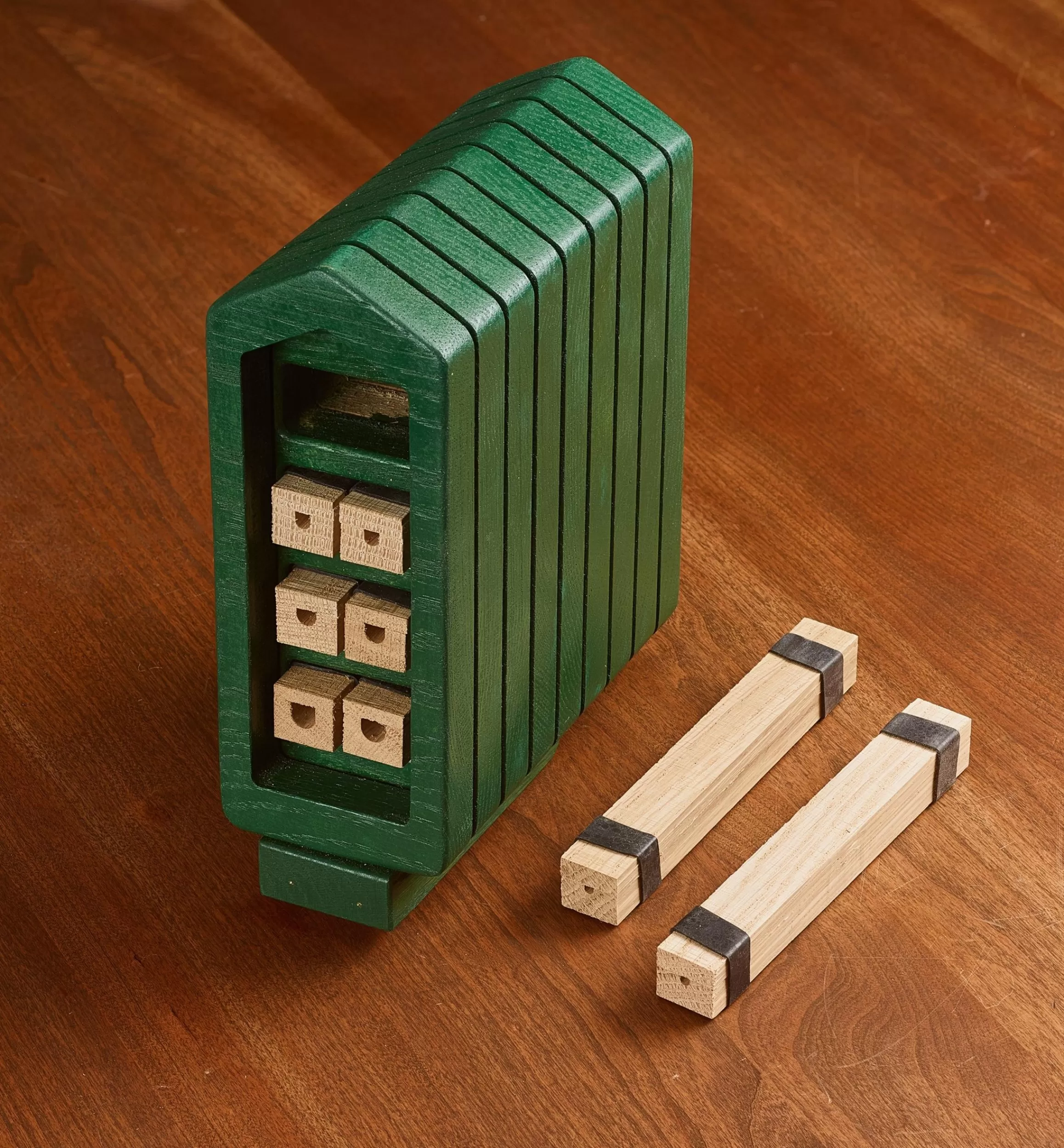 Lee Valley Solitary Bee Home