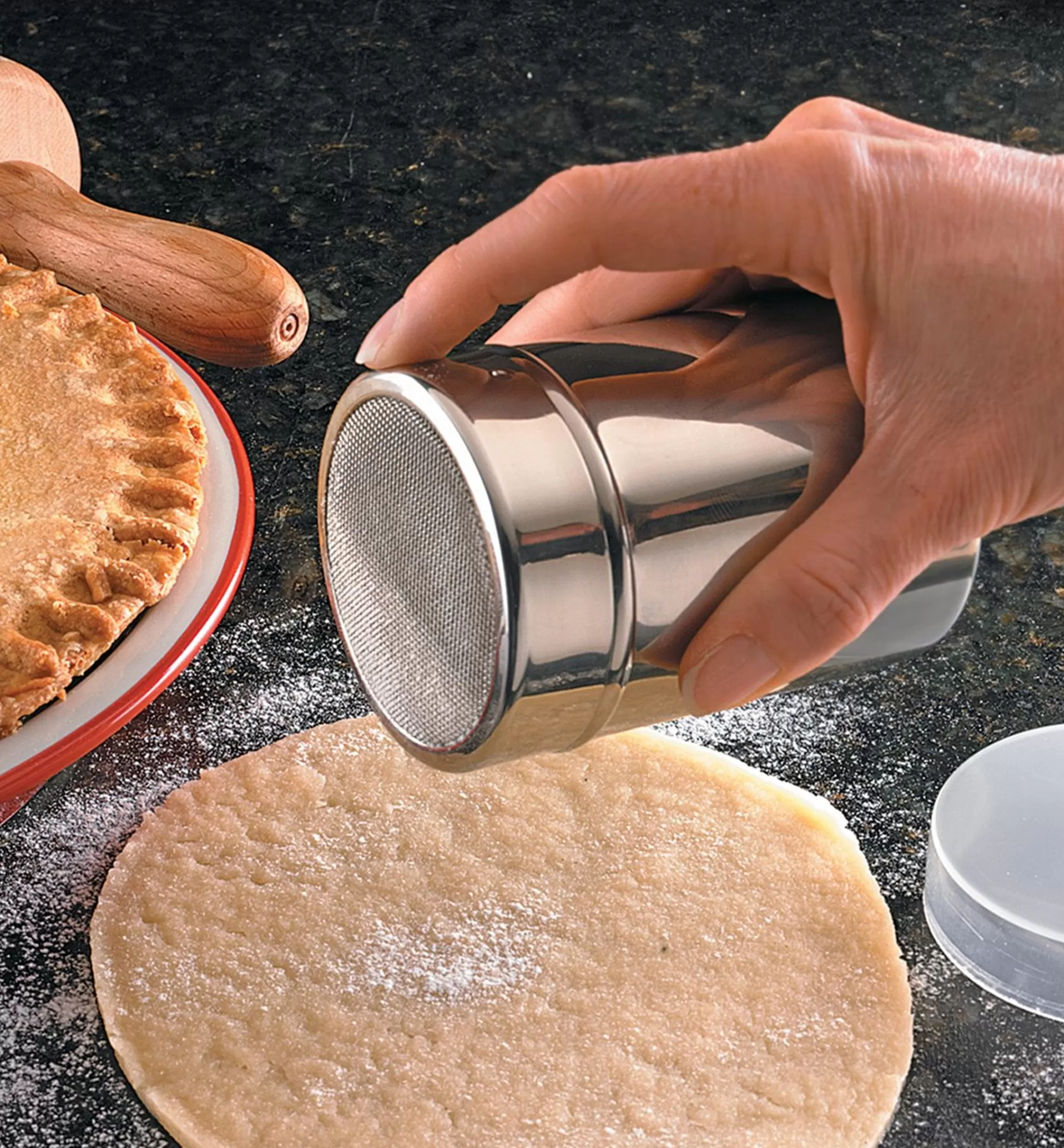 Lee Valley Stainless-Steel Flour Shaker