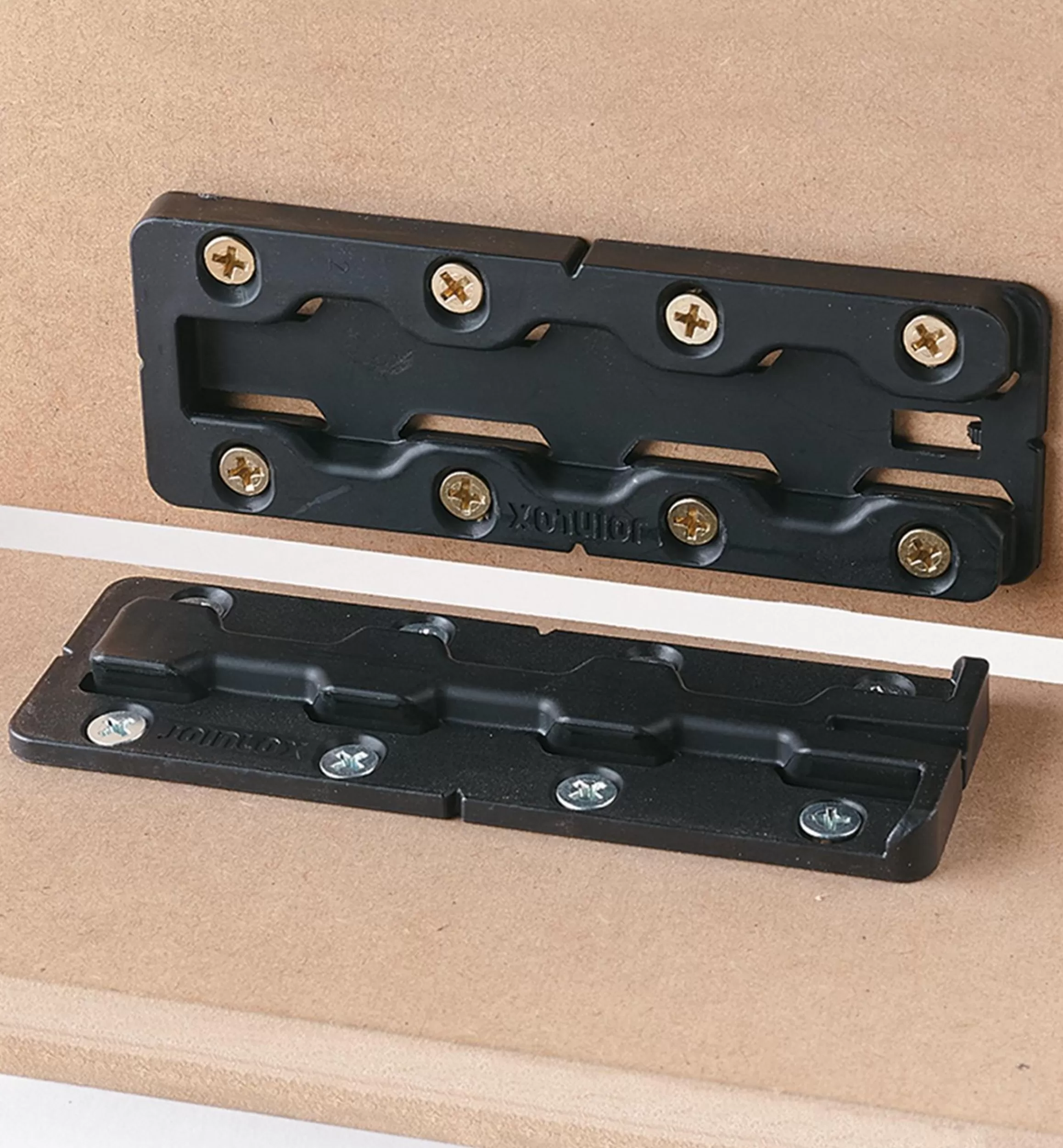 Lee Valley Striplox Surface-Mount Connectors