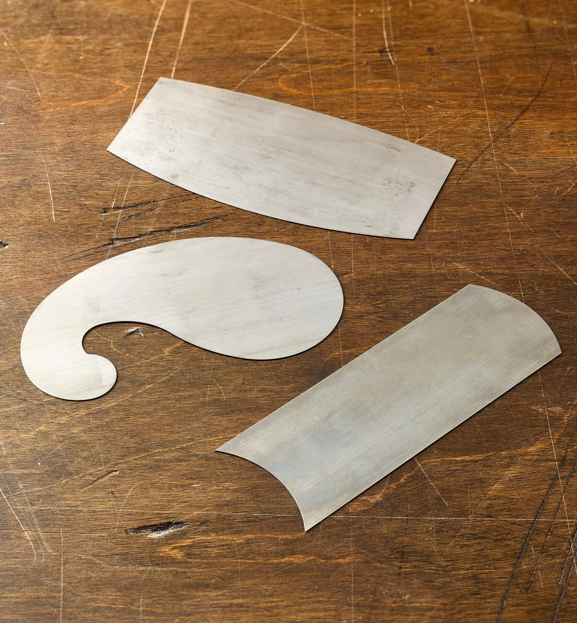 Lee Valley Super-Hard Curved Scraper Sets