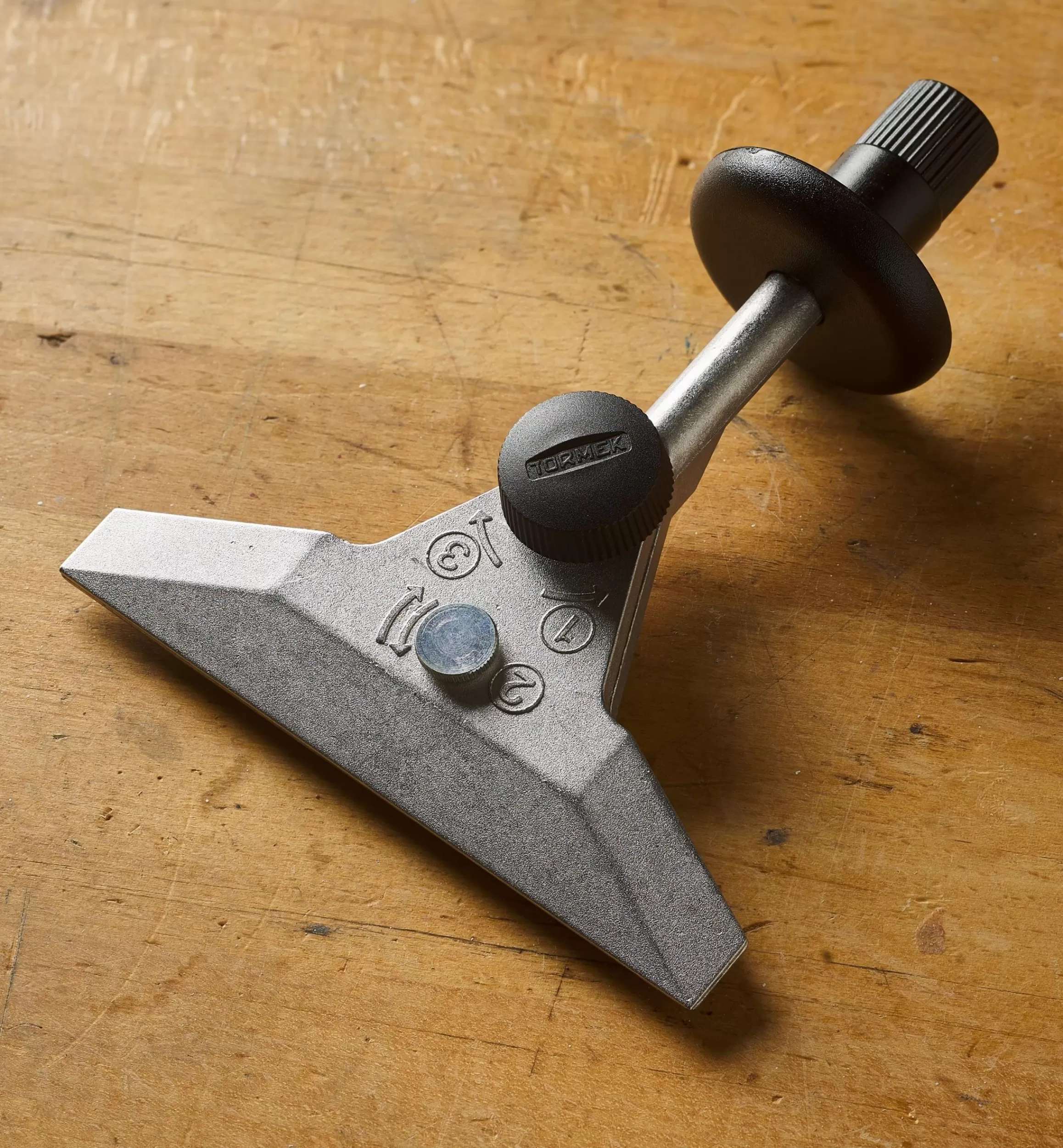 Lee Valley Tormek Long Knife Jig