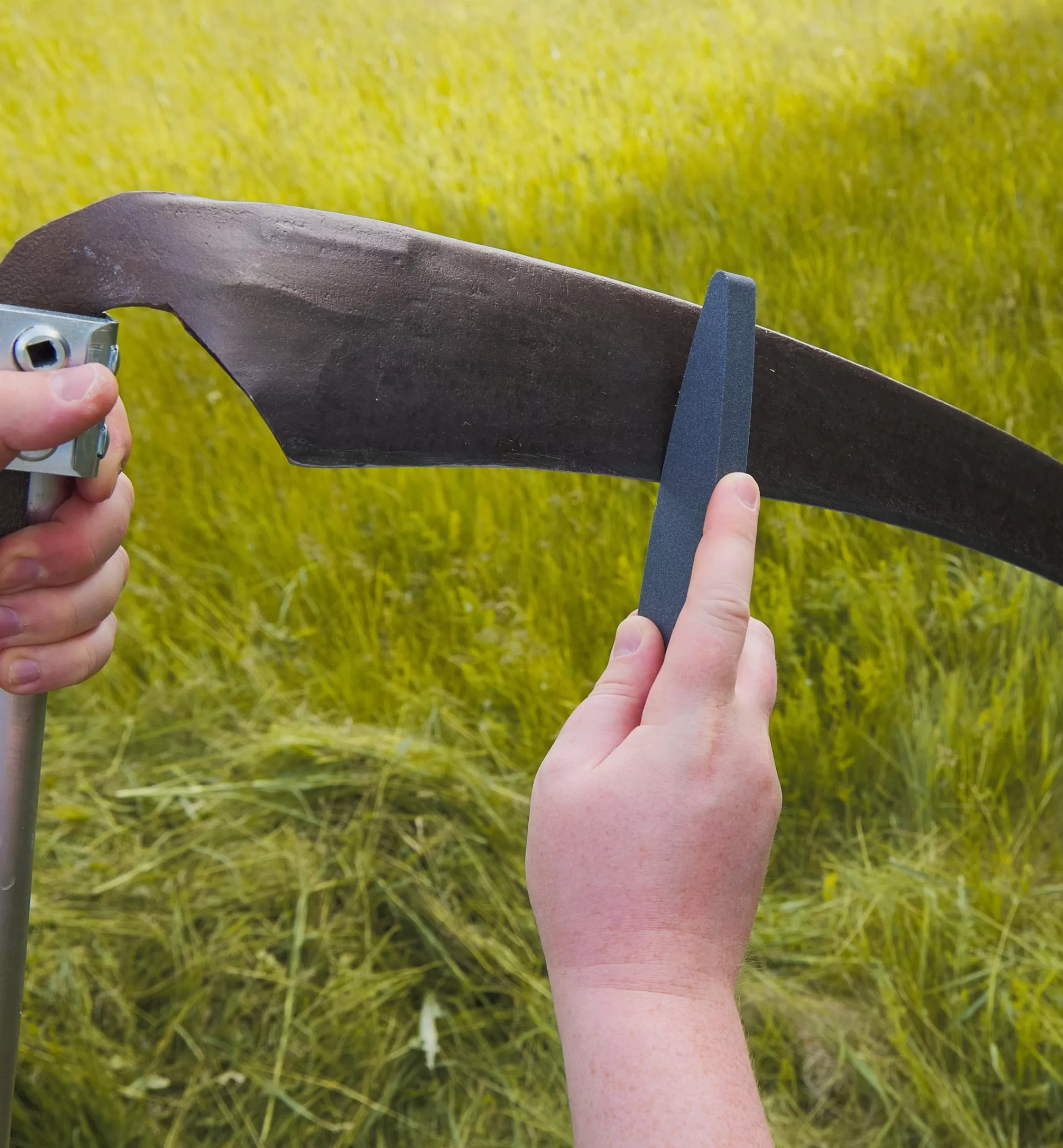 Lee Valley Traditional Austrian Scythe Set