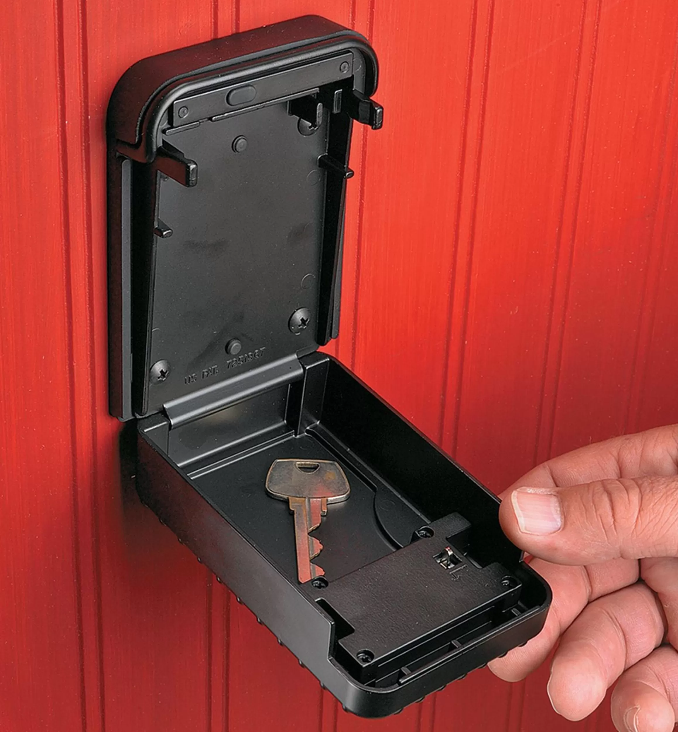 Lee Valley Wall-Mount Combination Key Lockbox