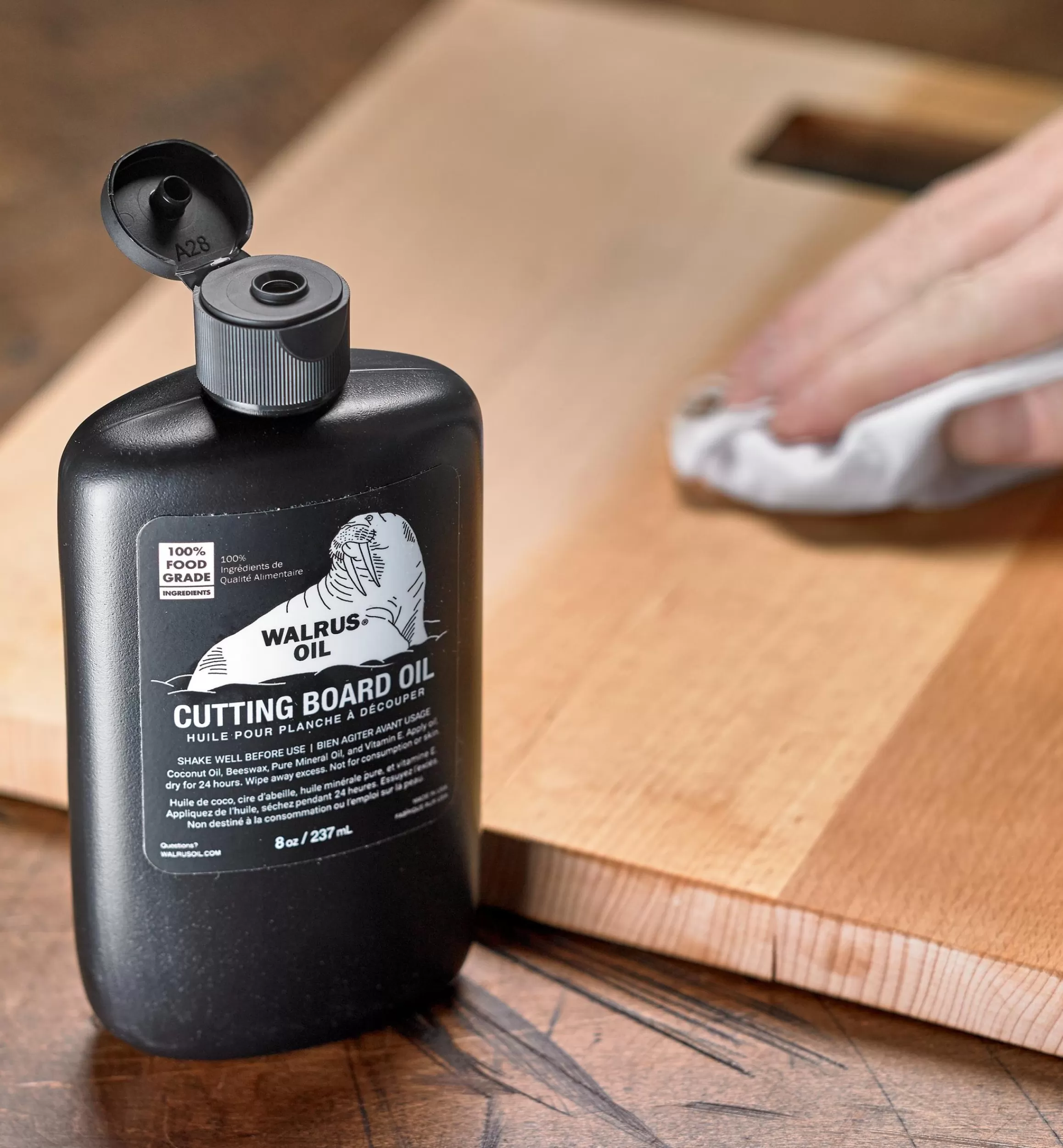Lee Valley Walrus Oil Cutting Board Oil