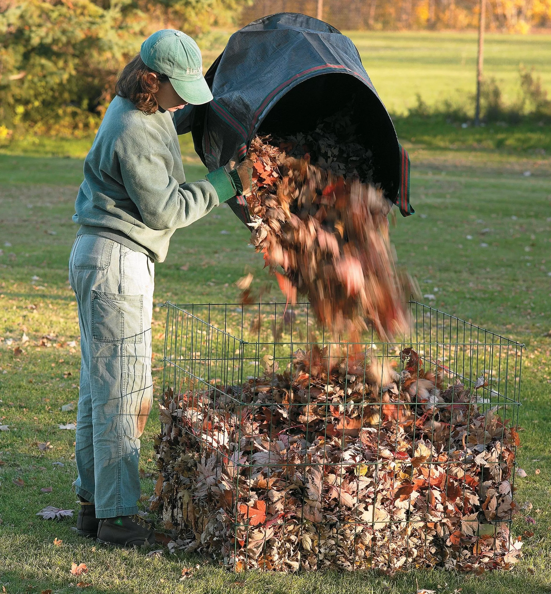 Lee Valley Wire Compost Bin
