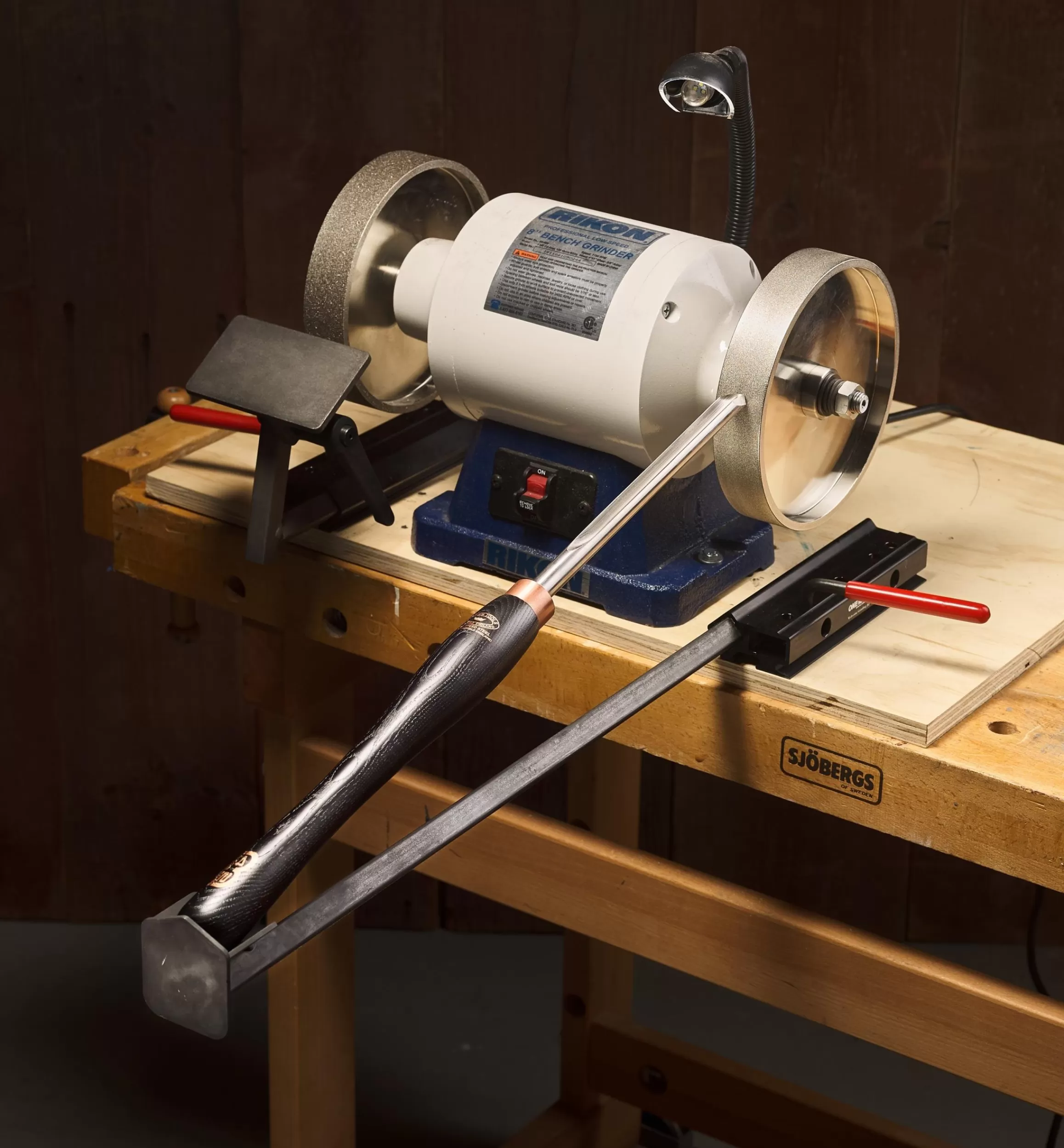 Lee Valley Wolverine Basic Sharpening Jig