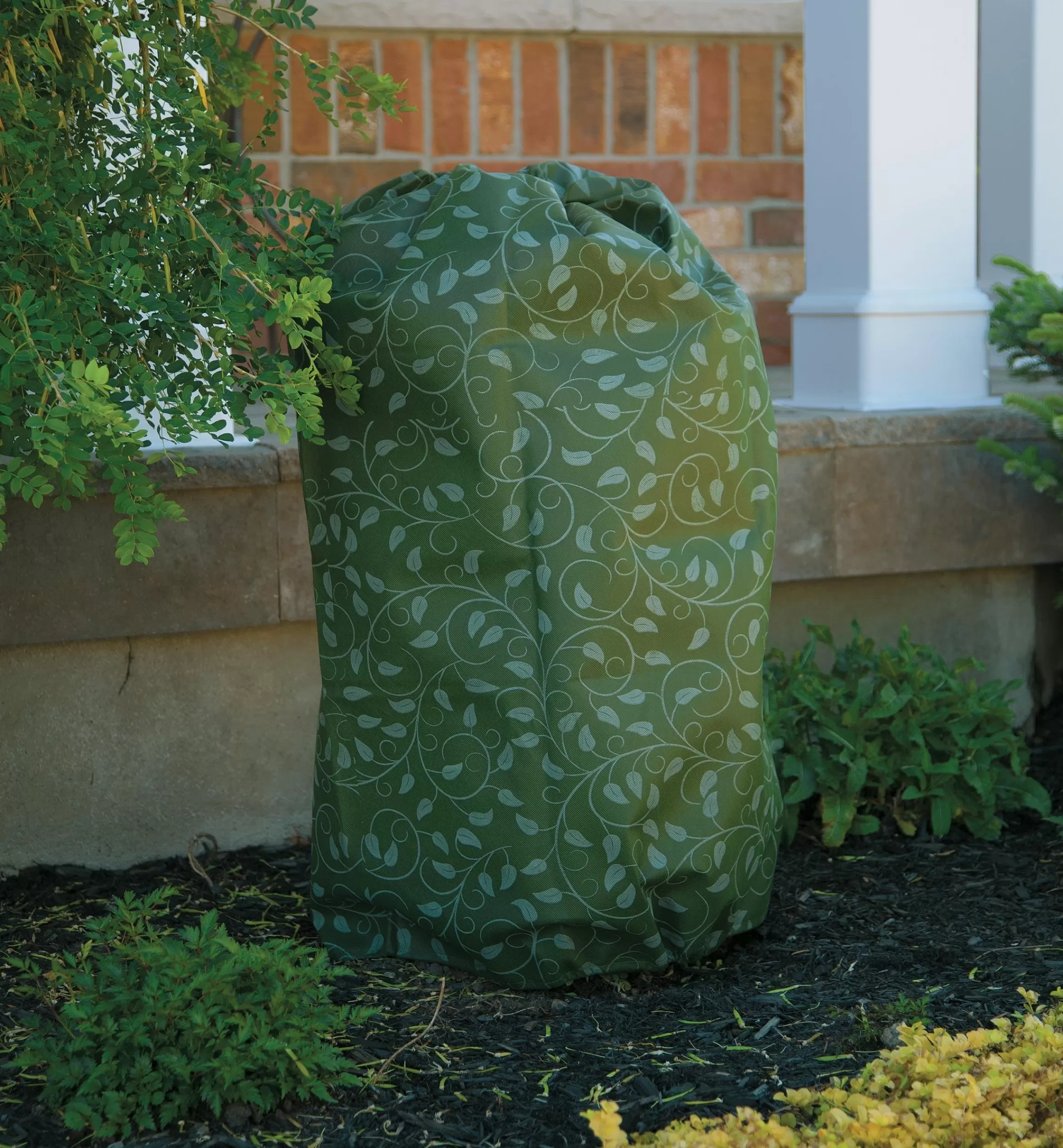 Lee Valley Wrap-Around Shrub Covers